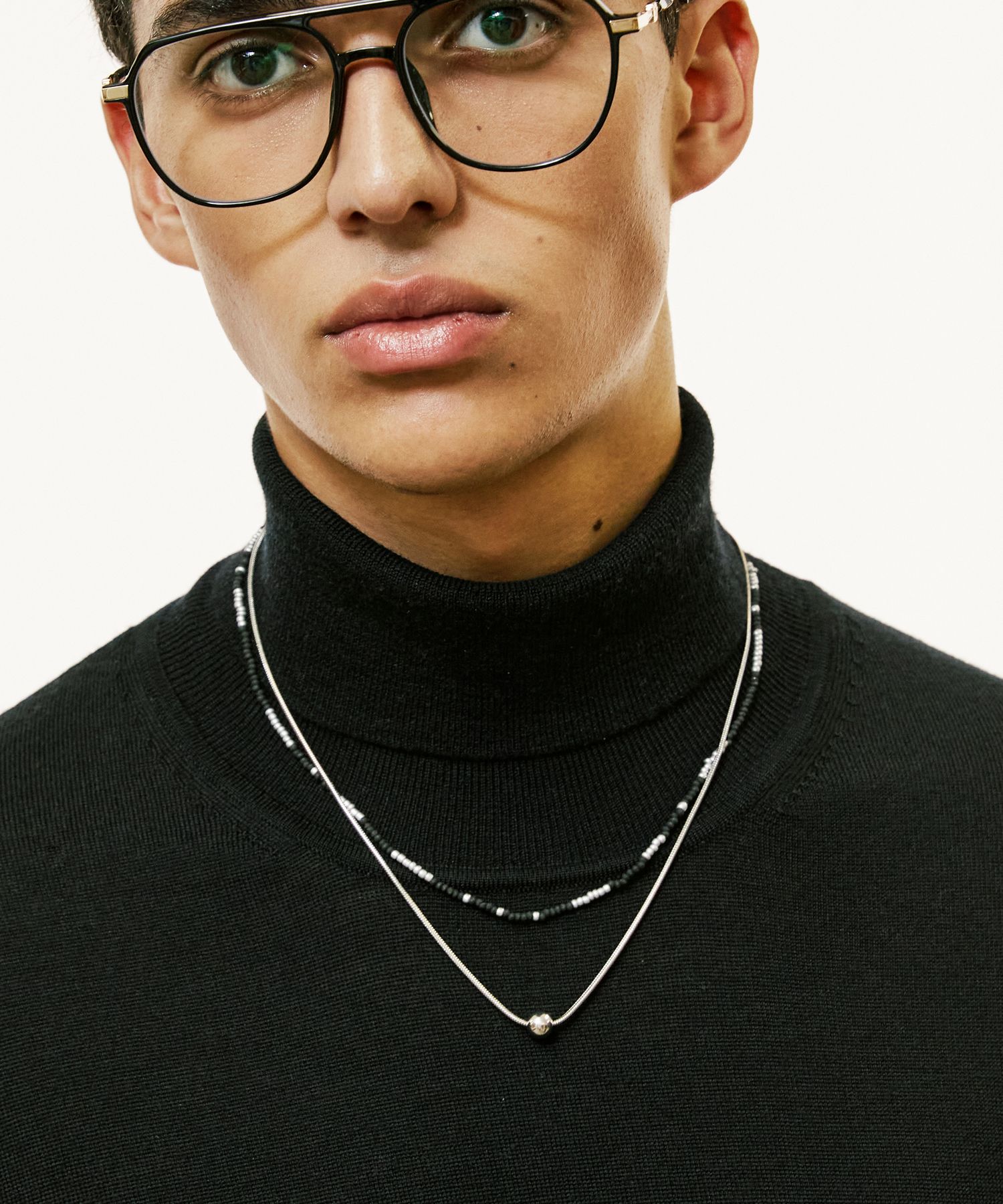 【SSY】Glass beads & Silver ball layering necklaced▲TWS着用 MUSINSA公式 | SSY [SET] Handmade glass beads & silver ball