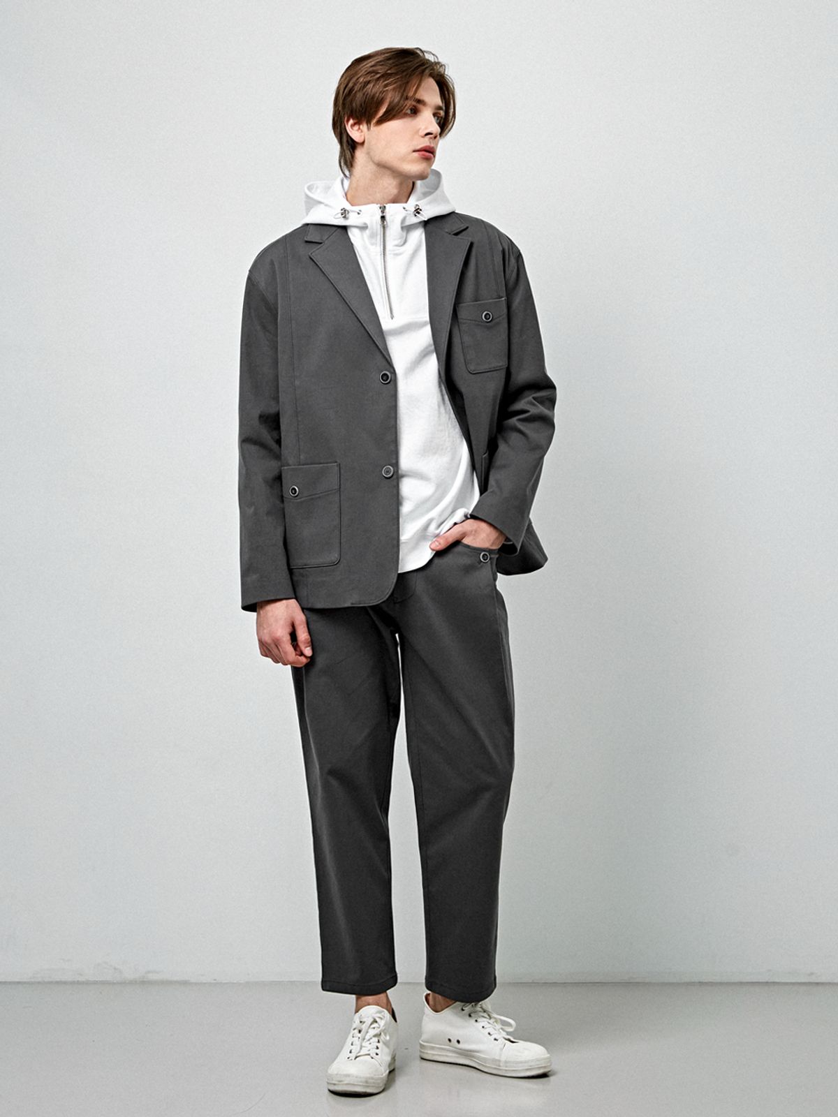 커스텀어스(CUSTOMUS) 원턱 스트레이트 E-밴딩 팬츠 CXS24SWPT209 GRY