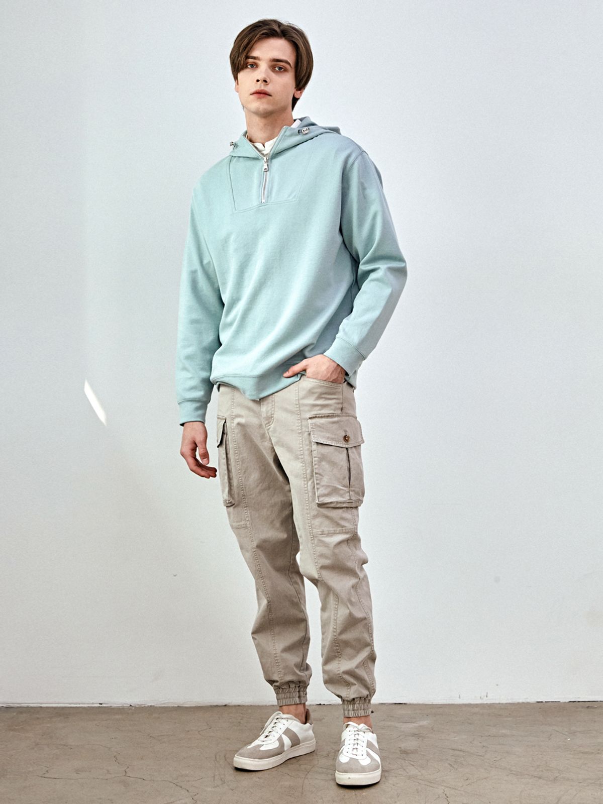 커스텀어스(CUSTOMUS) 더블 스티치 E-밴드 워싱 조거팬츠 CTS24SWPT216 BEI