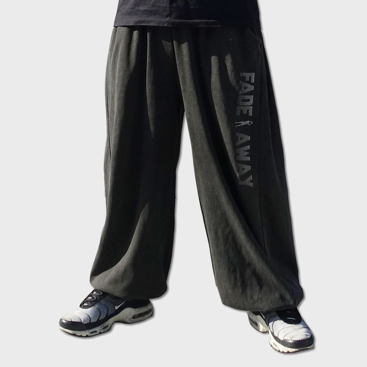 리스펙트(RESPECT) fade away pigment sweat pants