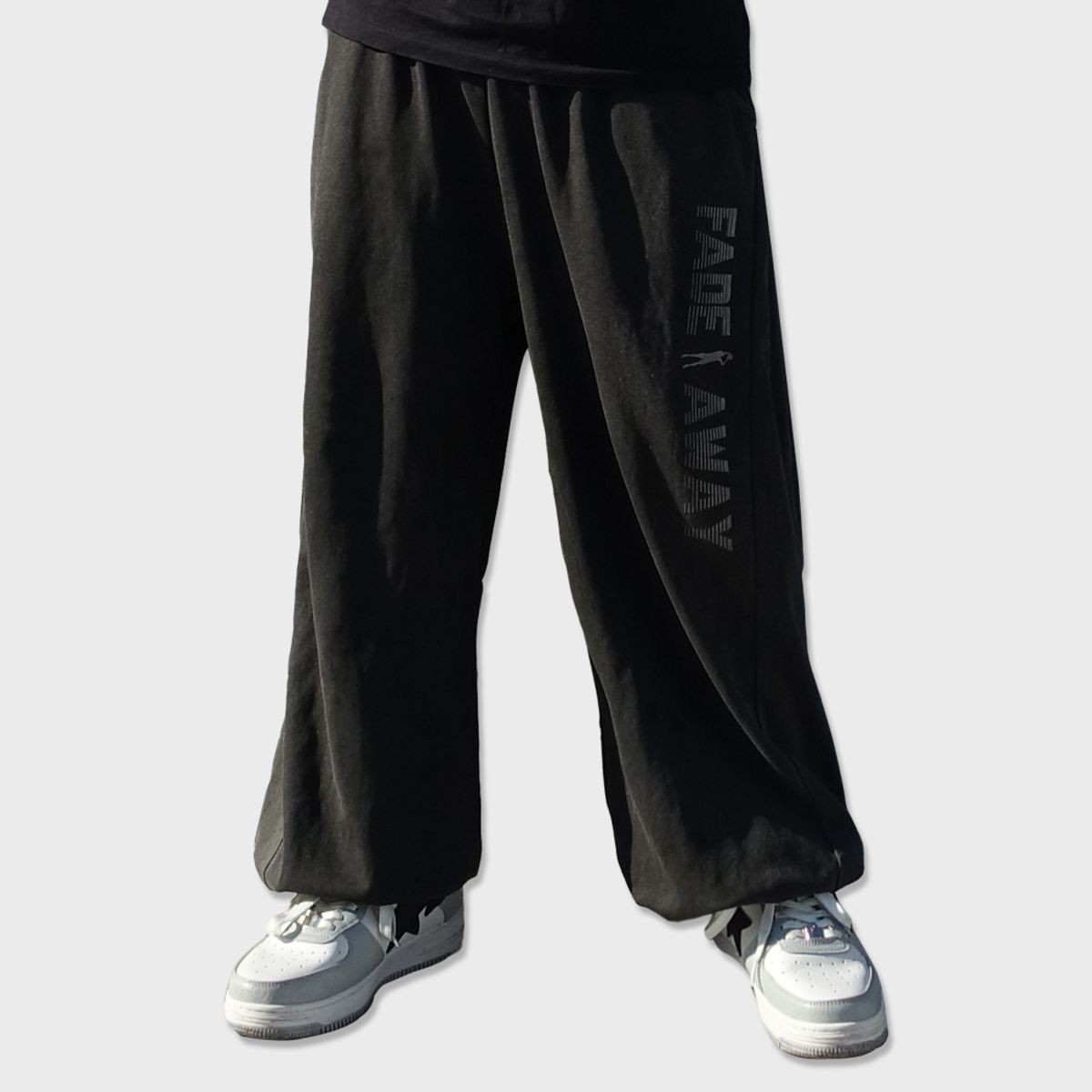 리스펙트(RESPECT) fade away pigment sweat pants