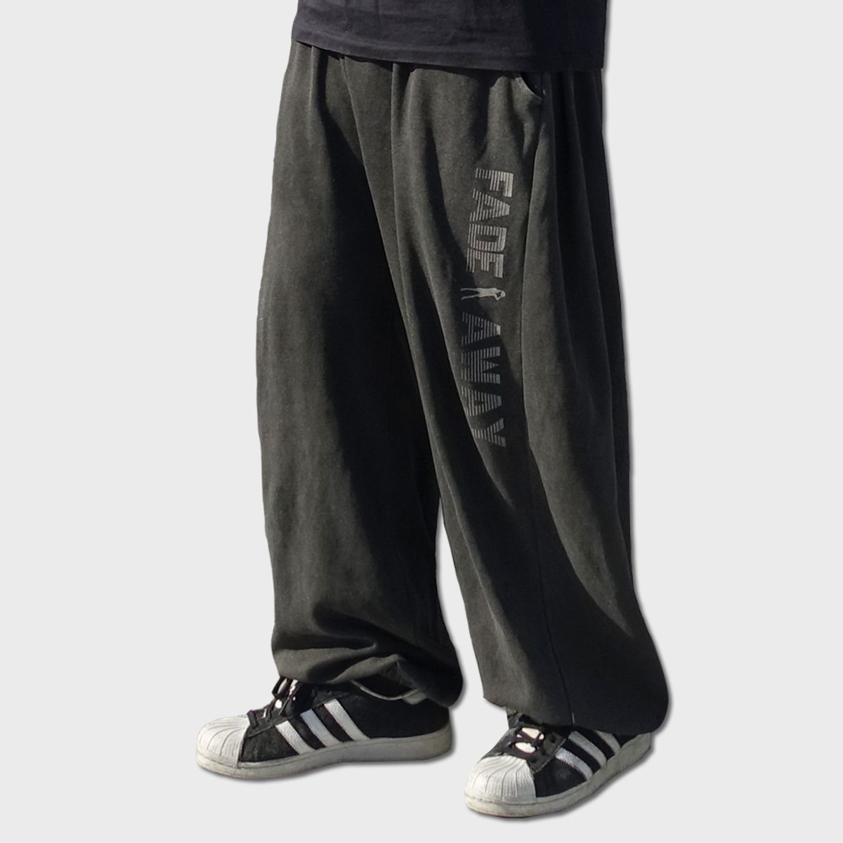 리스펙트(RESPECT) fade away pigment sweat pants
