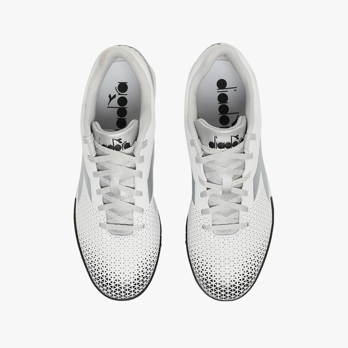 디아도라(diadora) 피치치 6 TFR WHITE