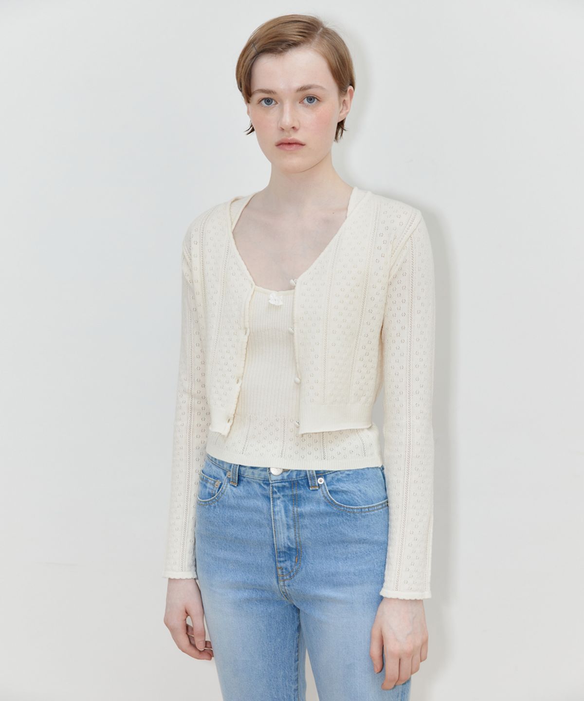 시눈(SINOON) SCALLOP PUNCHING CARDIGAN (IVORY)