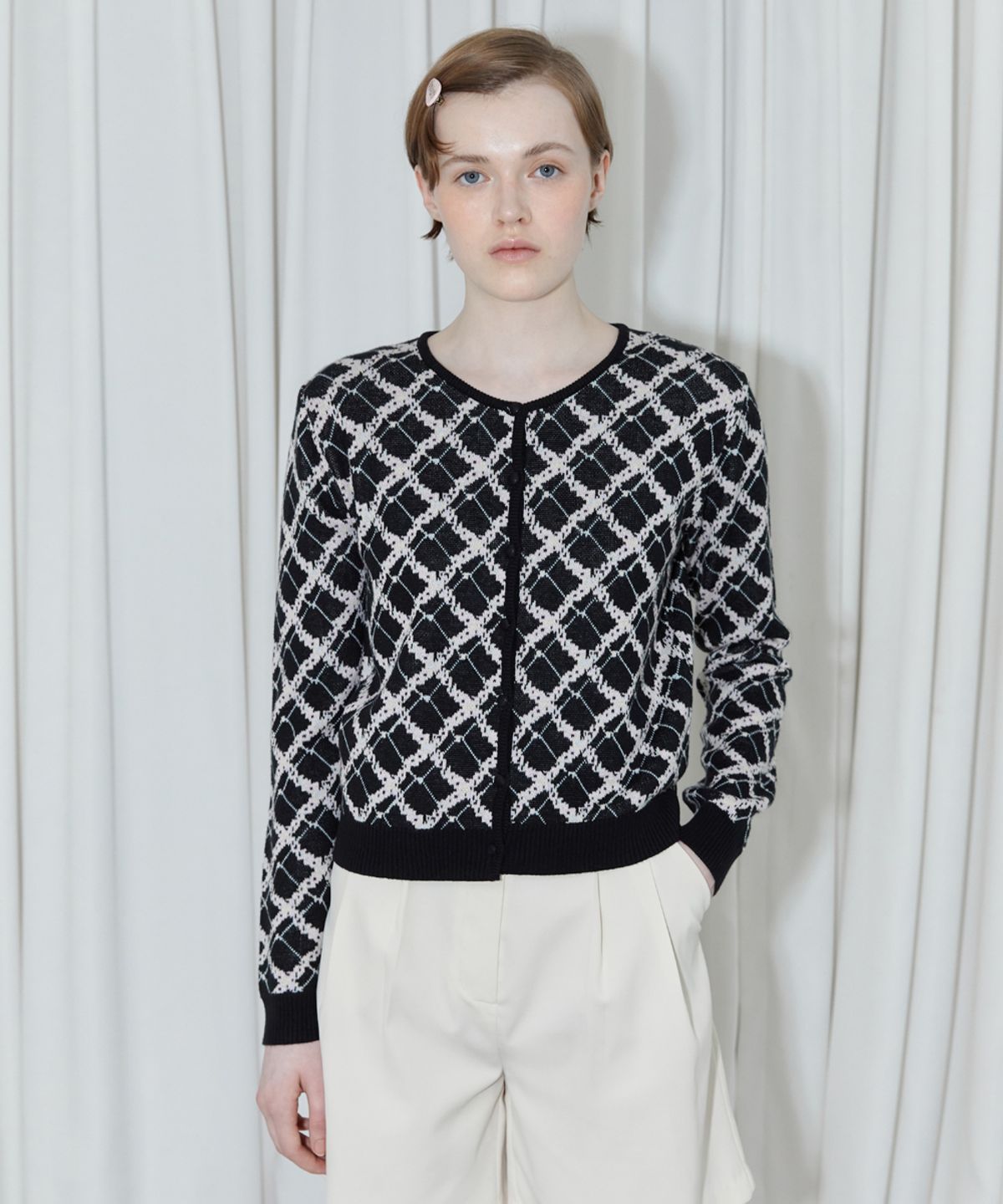 시눈(SINOON) FLOWER PATTERN CARDIGAN (BLACK)