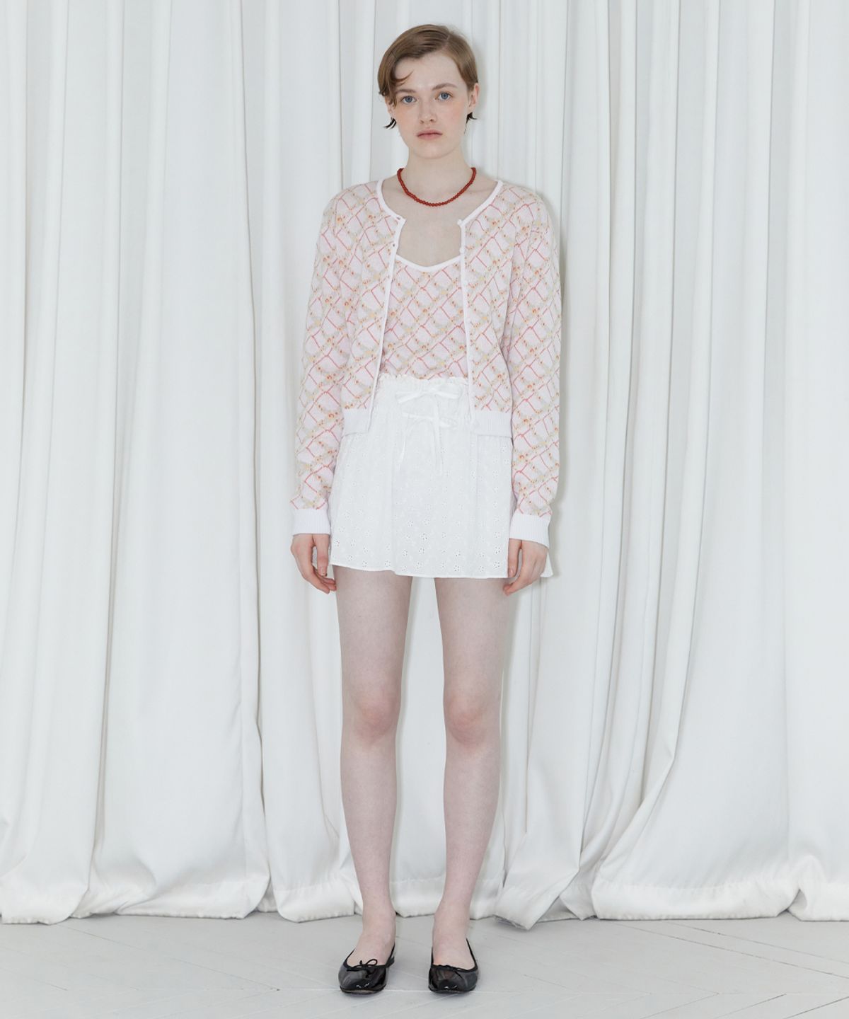 시눈(SINOON) FLOWER PATTERN CARDIGAN (OFF WHITE)
