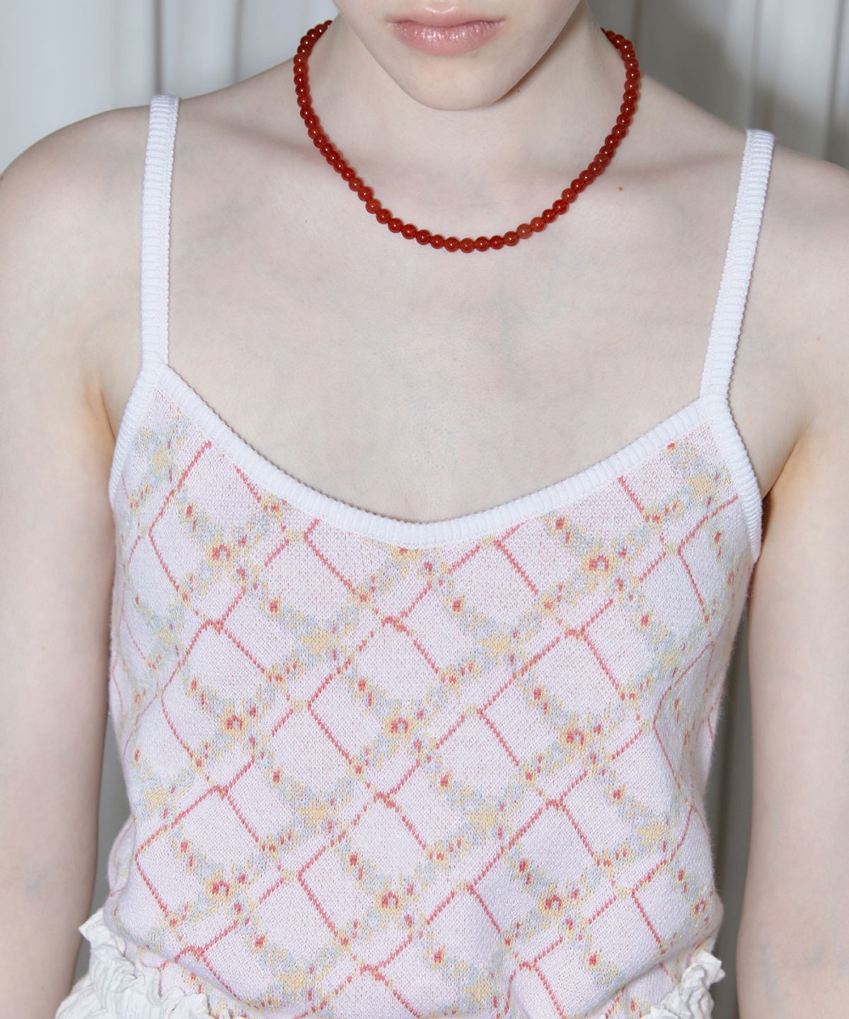 시눈(SINOON) FLOWER PATTERN SLEEVELESS (OFF WHITE)