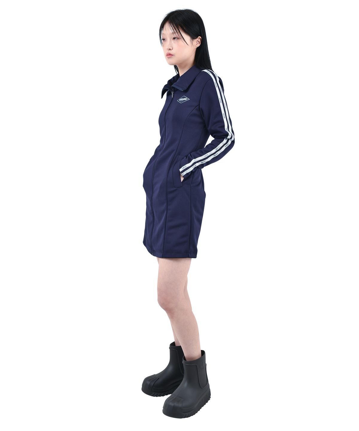카타르시스(KATHARSIS) 스포티 트랙 져지 원피스 네이비 S M