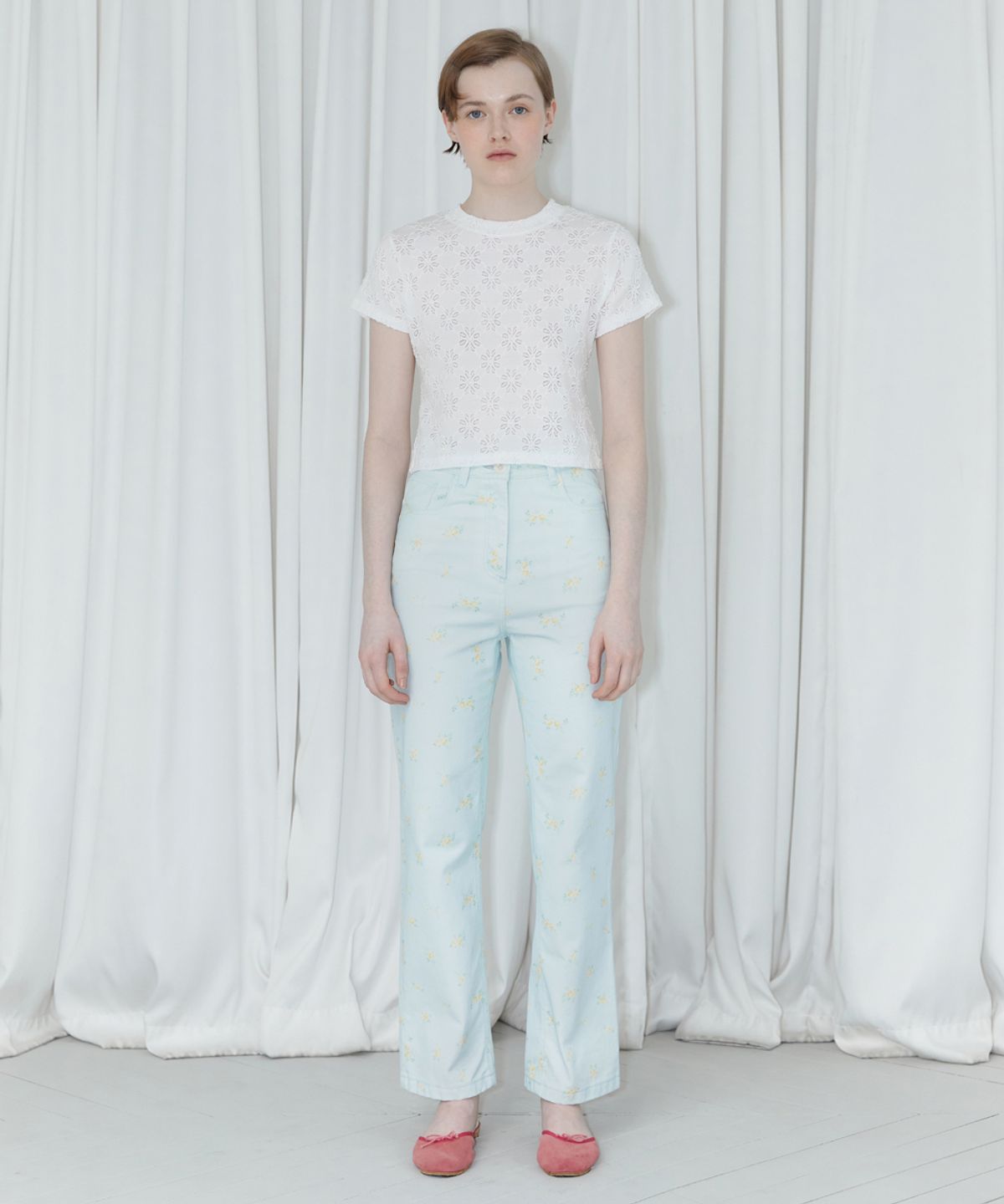 시눈(SINOON) FLOWER JACQUARD T-SHIRT (WHITE)