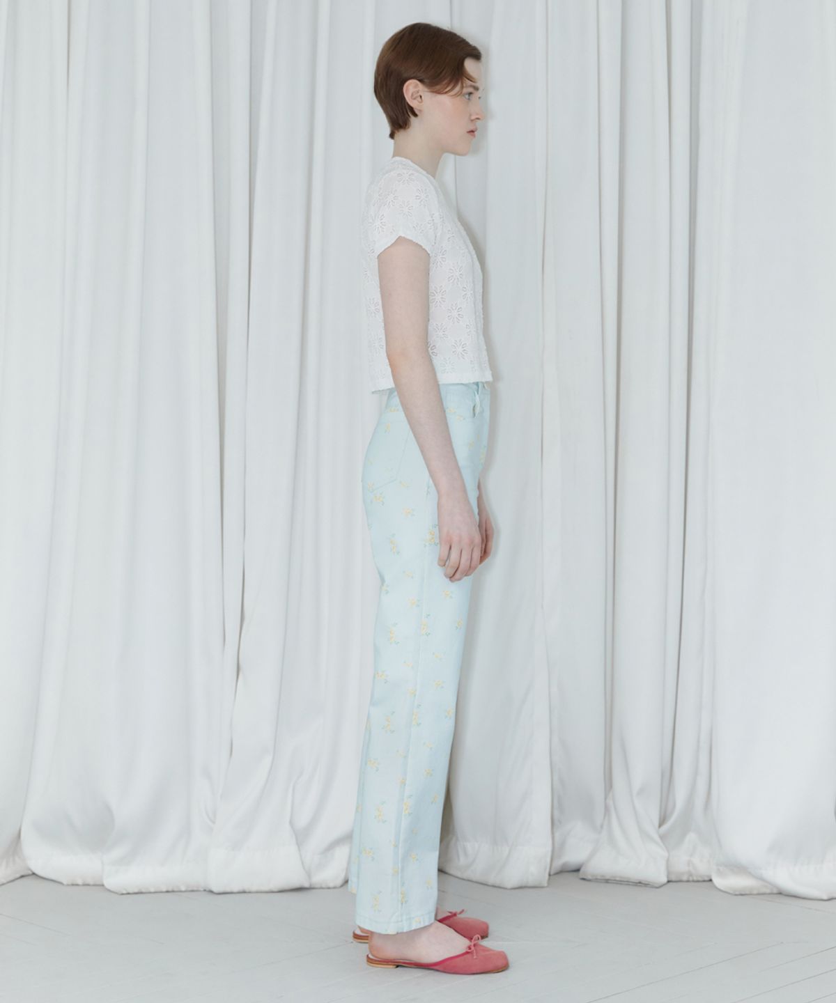 시눈(SINOON) FLOWER JACQUARD T-SHIRT (WHITE)