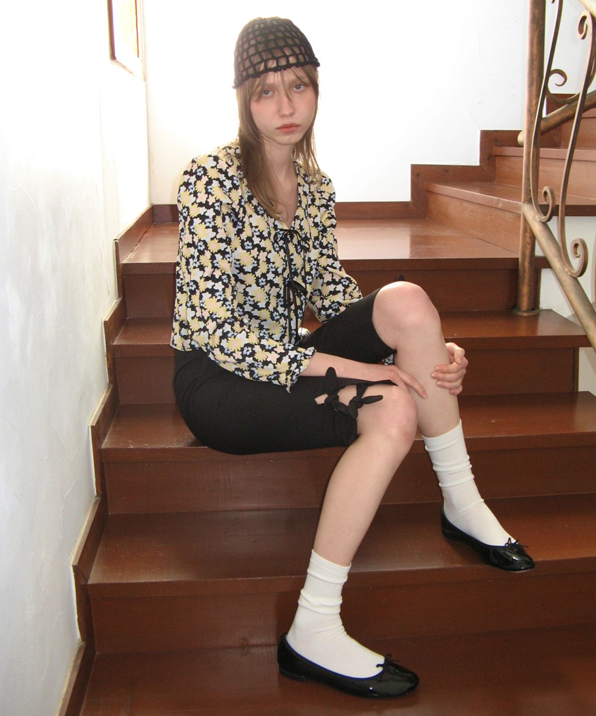 시눈(SINOON) FLOWER PATTERN BLOUSE (BLACK)
