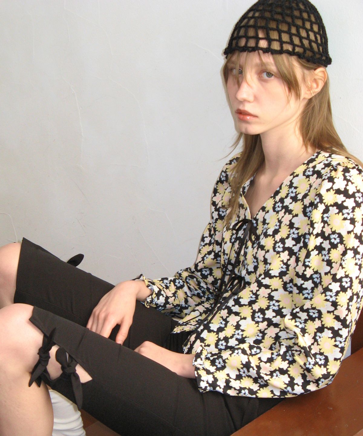 시눈(SINOON) FLOWER PATTERN BLOUSE (BLACK)