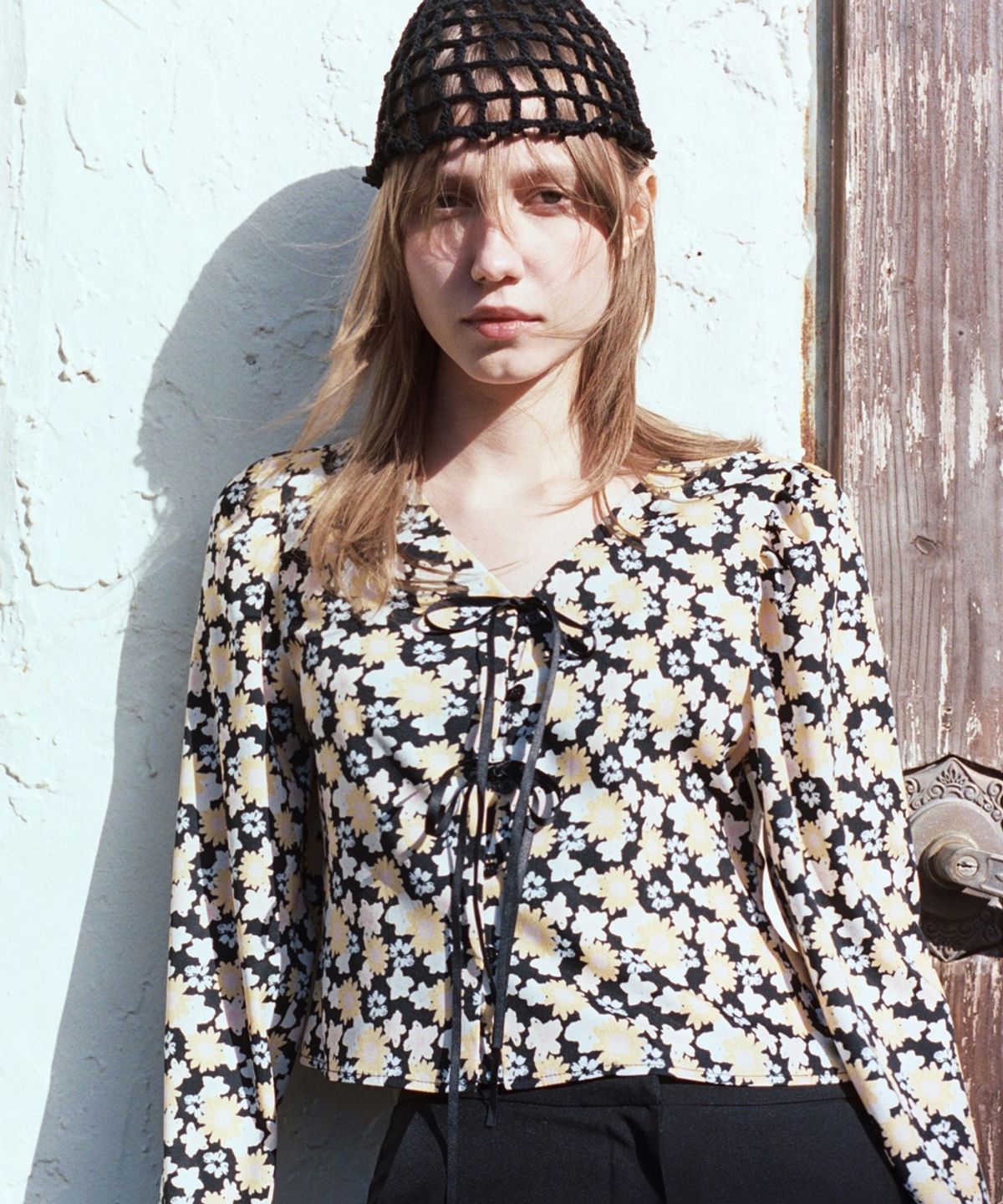 시눈(SINOON) FLOWER PATTERN BLOUSE (BLACK)