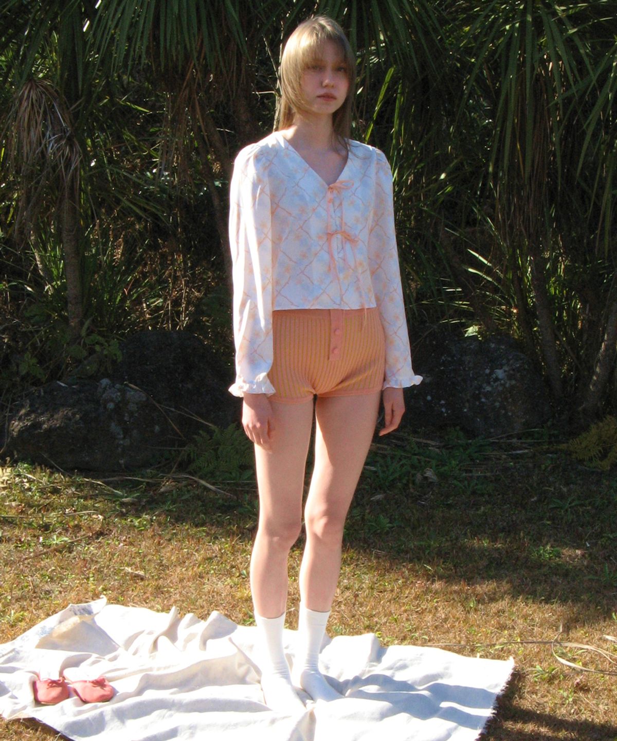 시눈(SINOON) FLOWER PATTERN BLOUSE (WHITE)