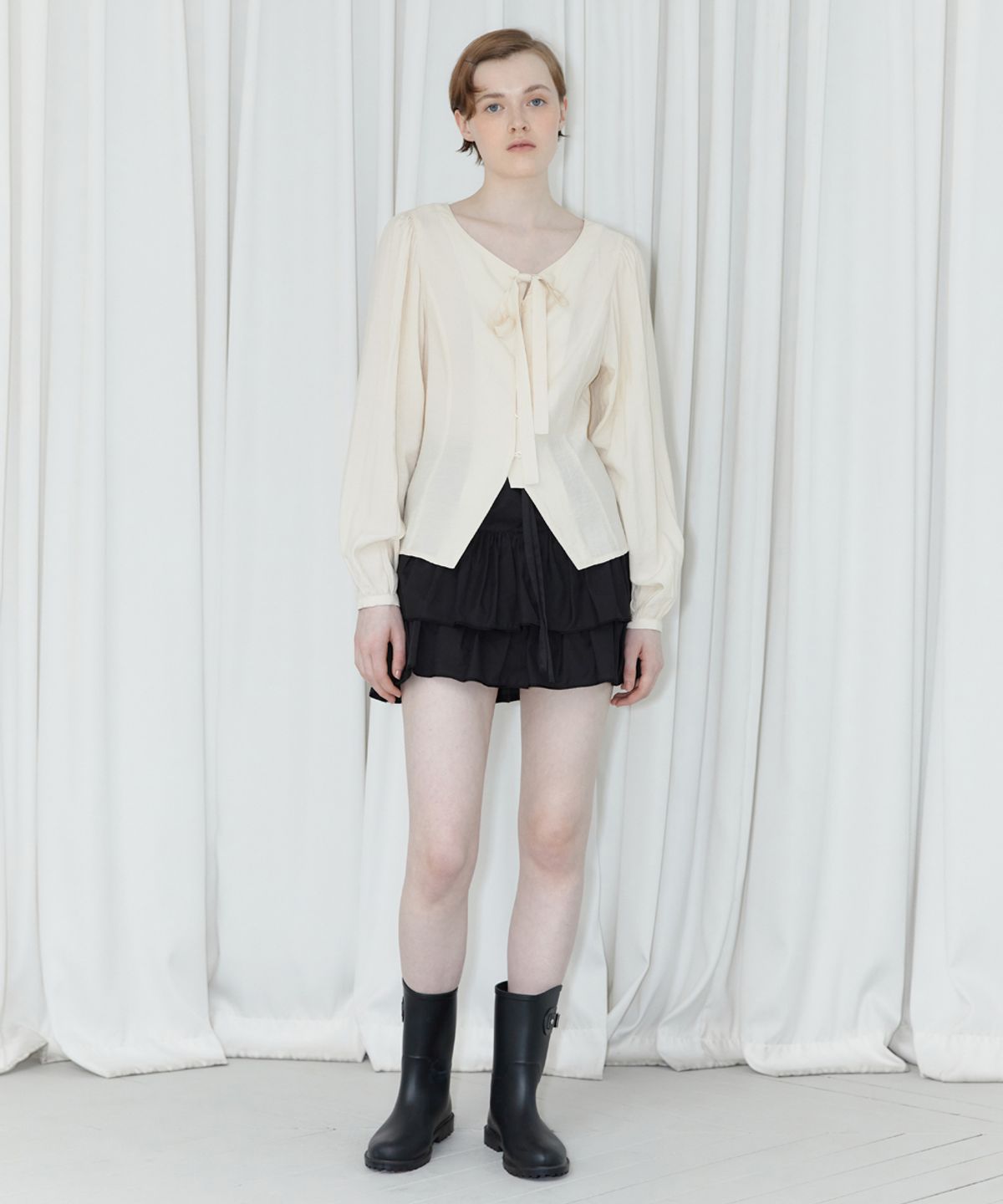시눈(SINOON) RIBBON TIE BLOUSE (BUTTER)
