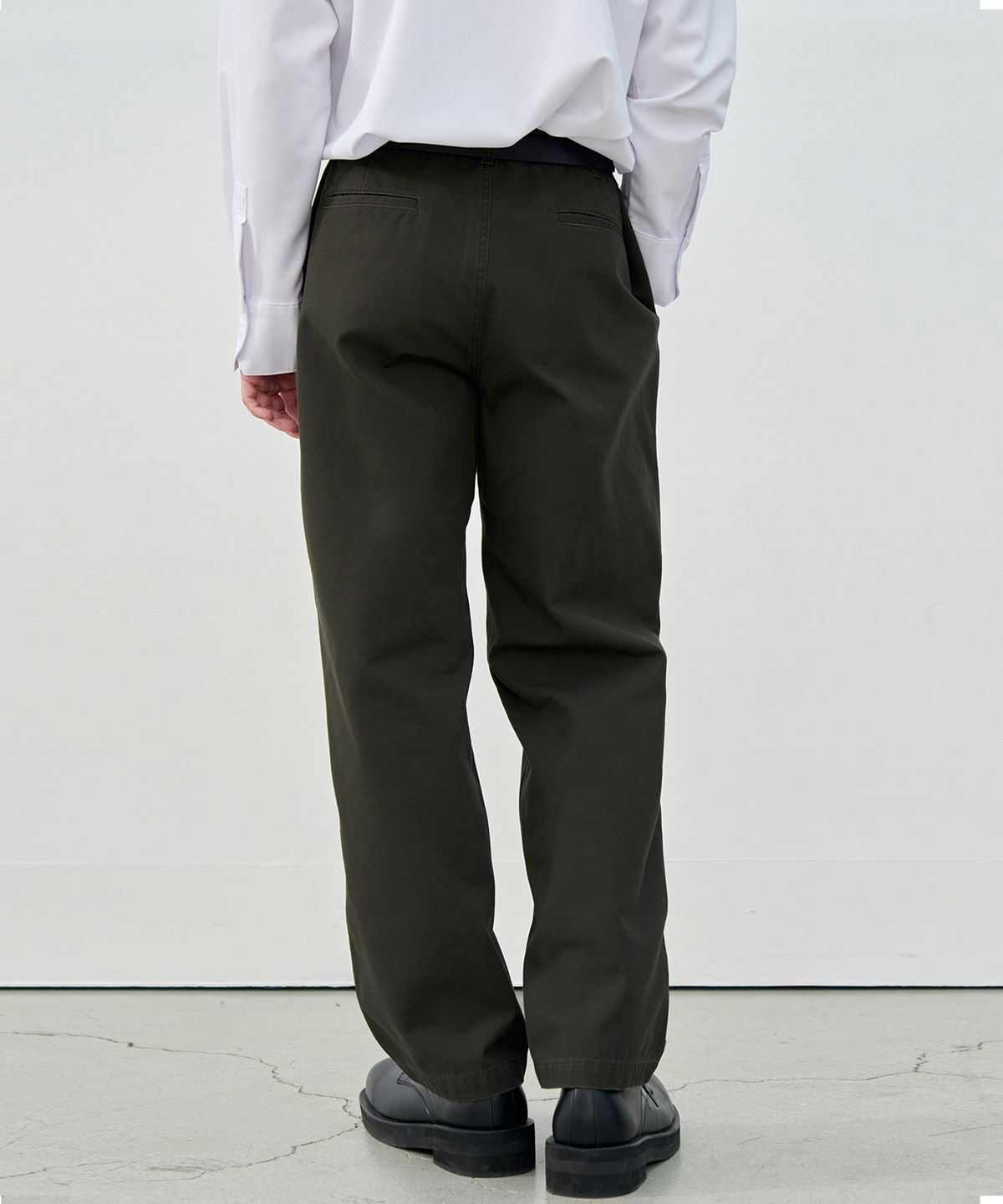 드로우핏(DRAW FIT) 워시드 오피서 치노 팬츠 [GREYISH KHAKI]