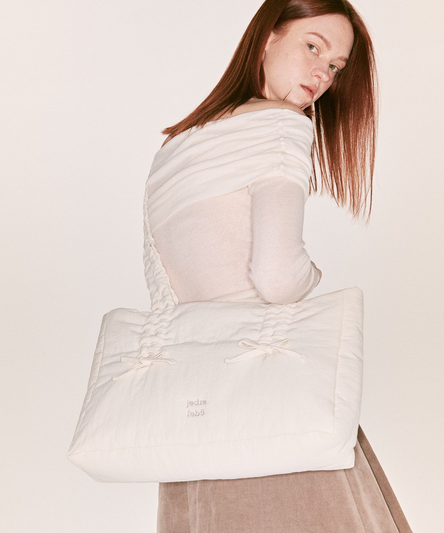 JEDREFEB5★Butterfly shoulder bag Medium JEDREFEB5] Butterfly Shoulder Bag Medium – Ohue