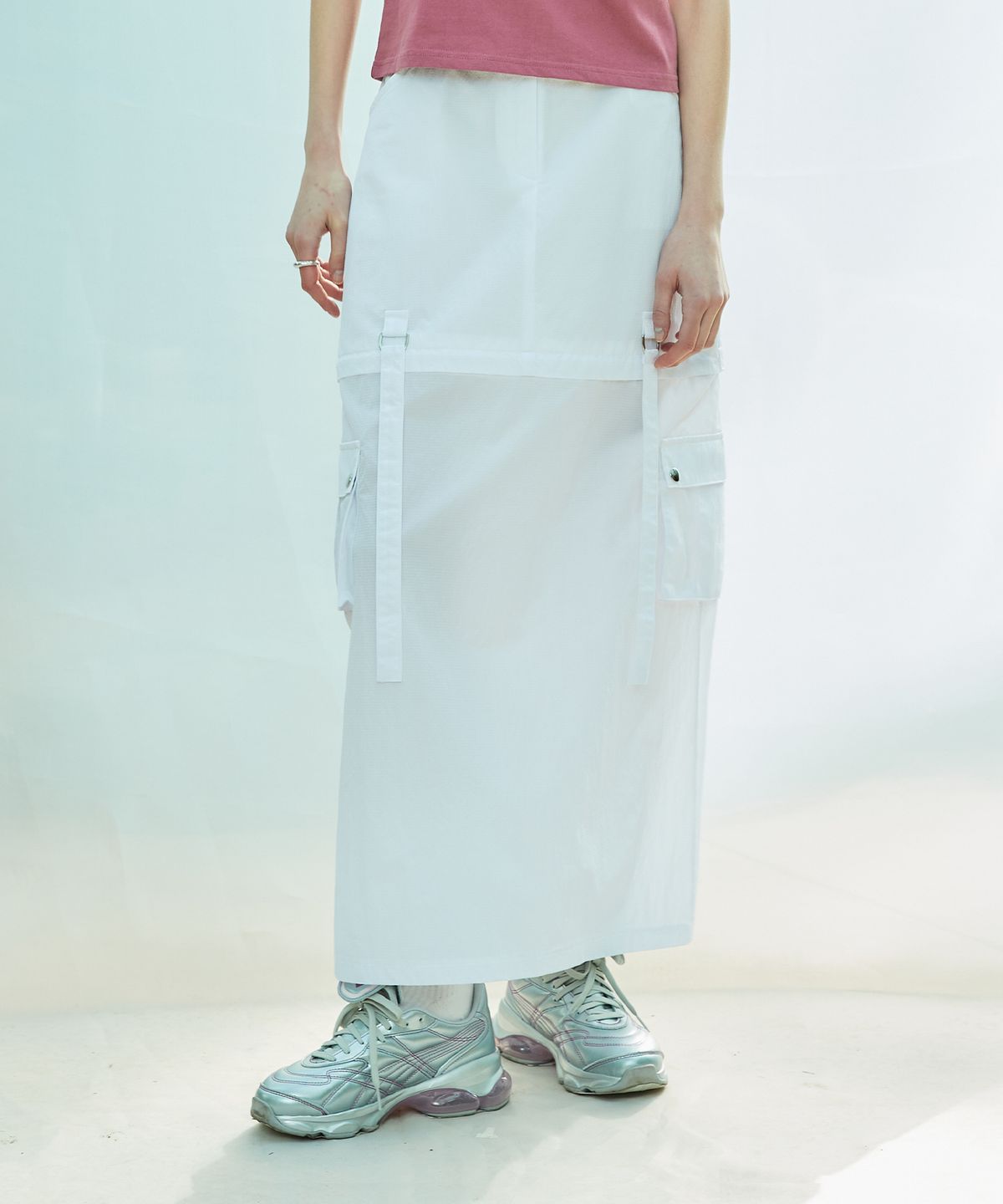 라티젠(LARTIGENT) L9 2-WAY NYLON LONG SKIRT(WHITE)