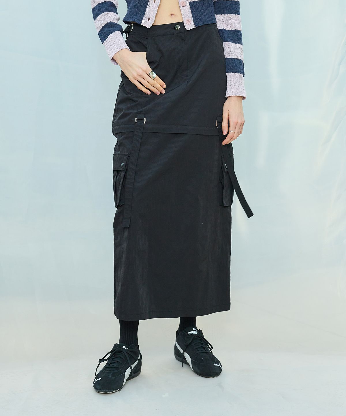 라티젠(LARTIGENT) L9 2-WAY NYLON LONG SKIRT(BLACK)