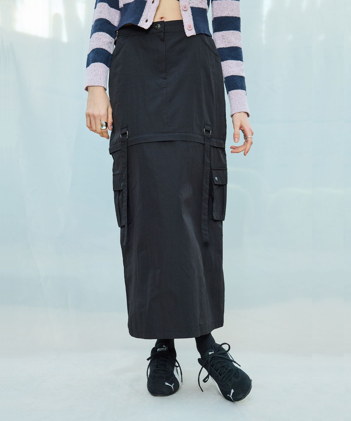 라티젠(LARTIGENT) L9 2-WAY NYLON LONG SKIRT(BLACK)