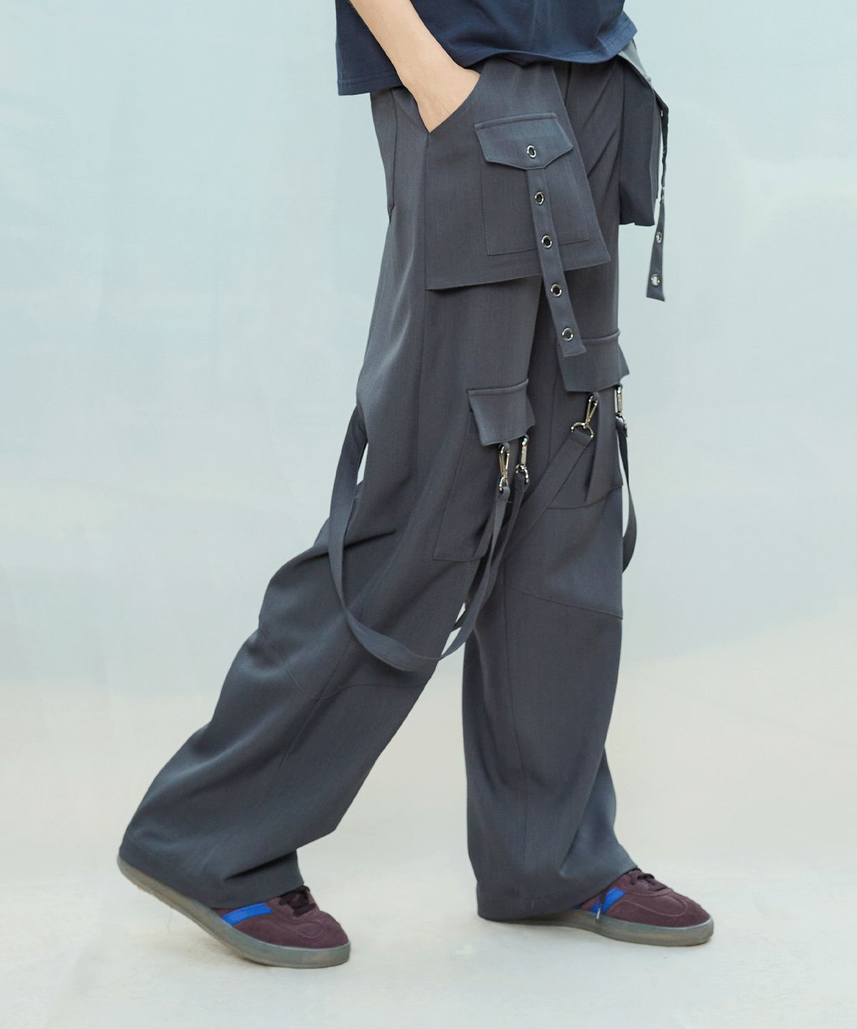 라티젠(LARTIGENT) L9 METAL HOLE PANTS(CHARCOAL)