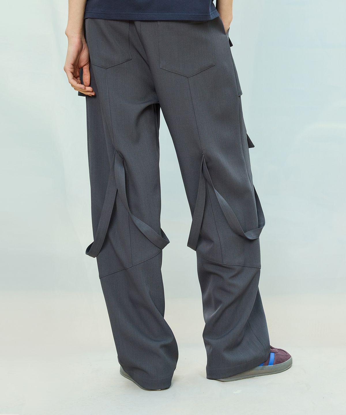 라티젠(LARTIGENT) L9 METAL HOLE PANTS(CHARCOAL)