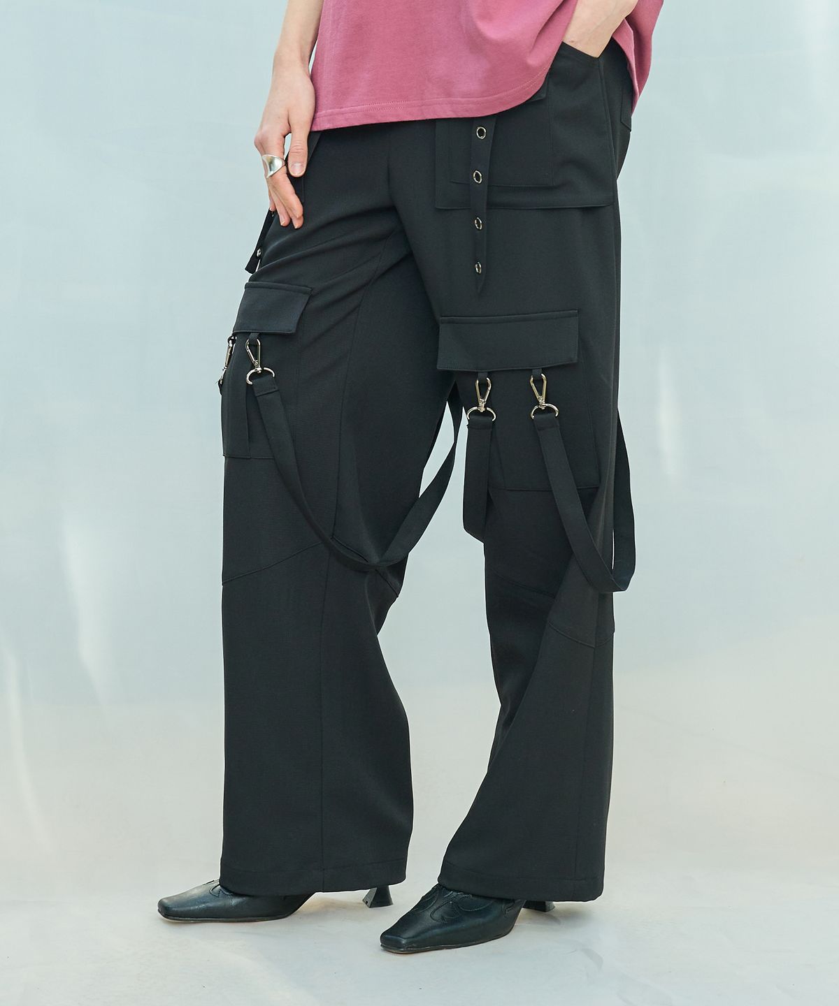 라티젠(LARTIGENT) L9 METAL HOLE PANTS(BLACK)