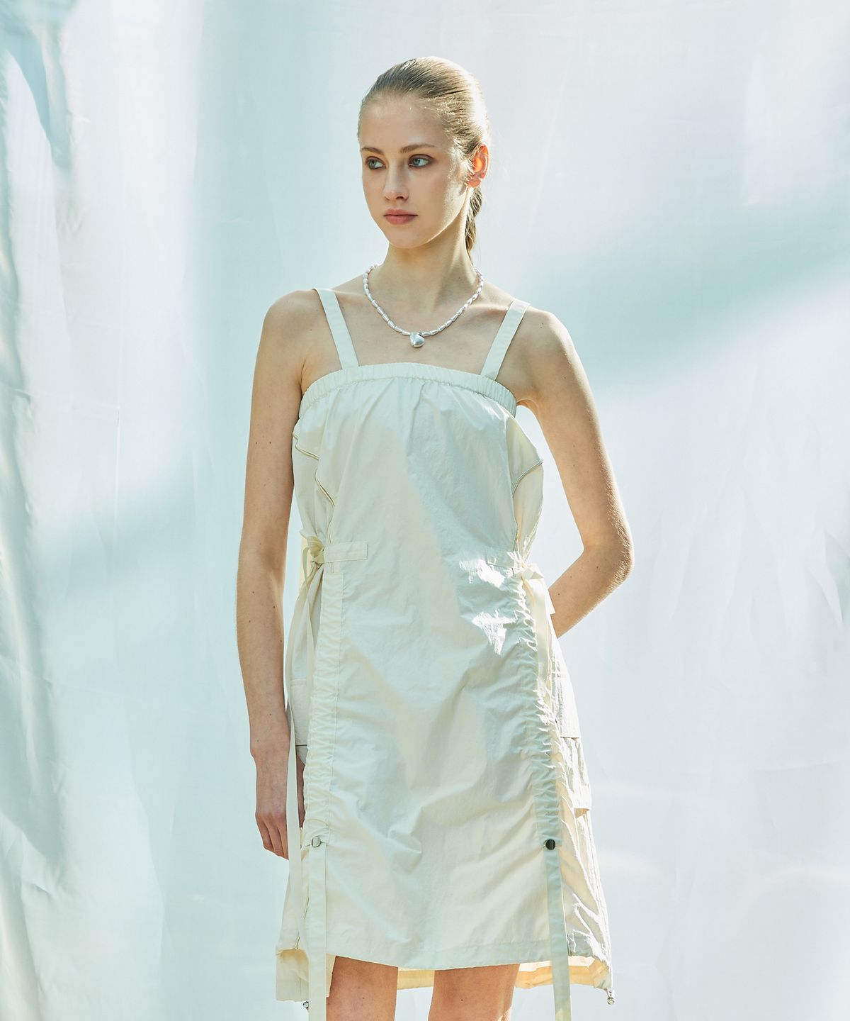 라티젠(LARTIGENT) L9 GLOSSY STRING OPS(CREAM)