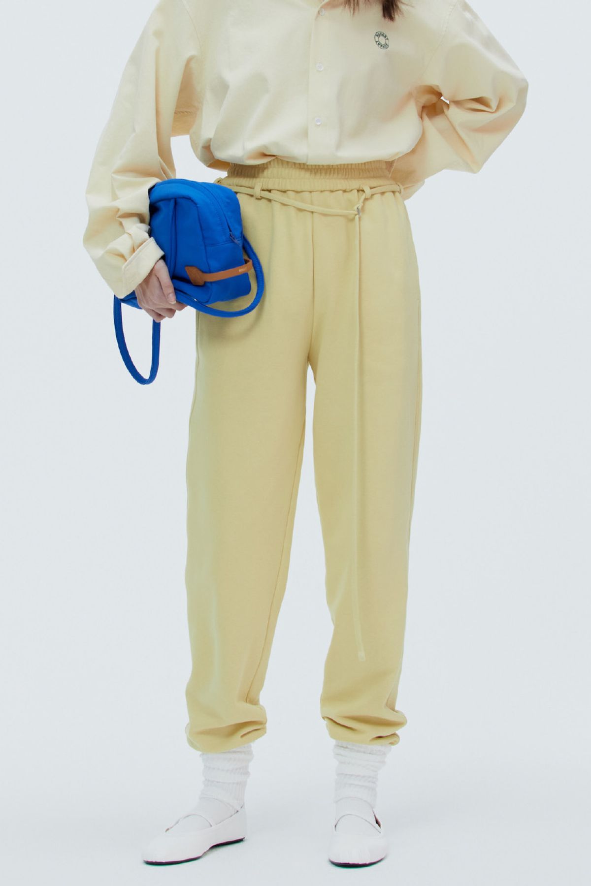 노앙(NOHANT) BELT LOOP JOGGER PANTS RESORT-MUSTARD
