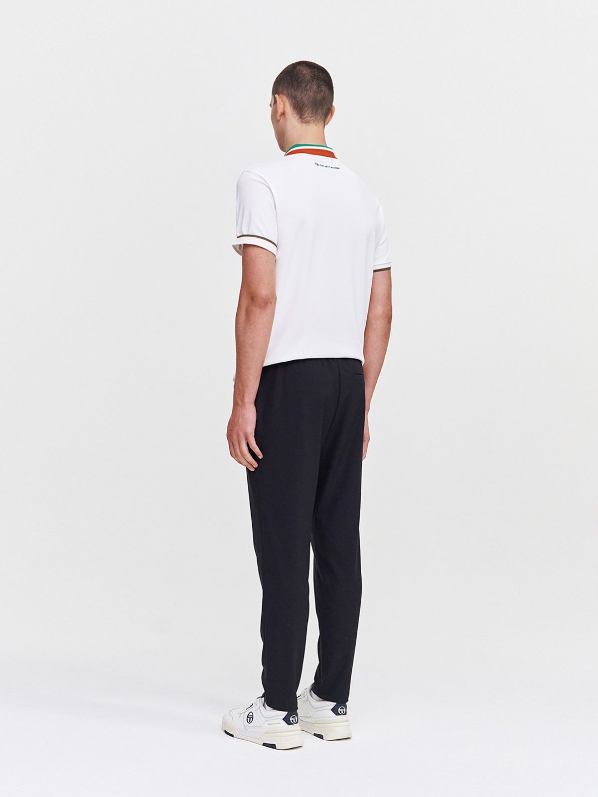 세르지오 타키니(SERGIO TACCHINI) M 에센셜 우븐 테이퍼드 팬츠 (Black)