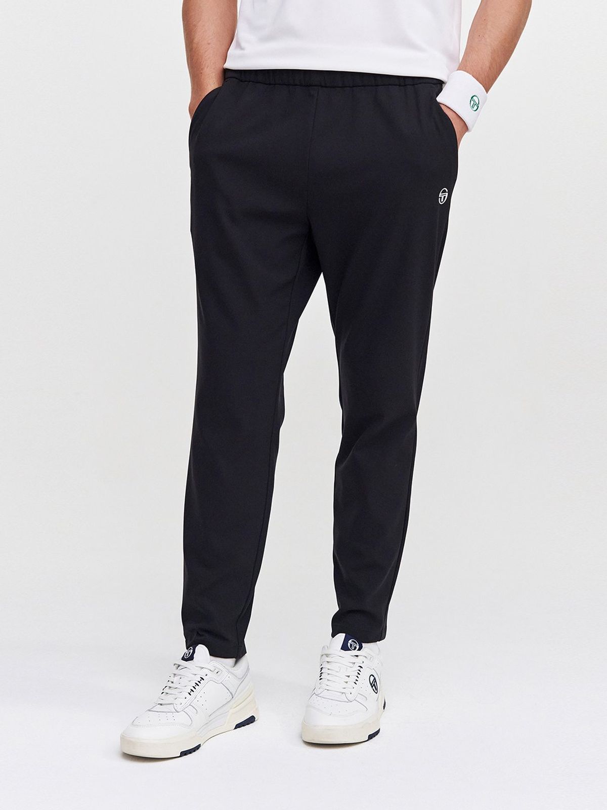 세르지오 타키니(SERGIO TACCHINI) M 에센셜 우븐 테이퍼드 팬츠 (Black)