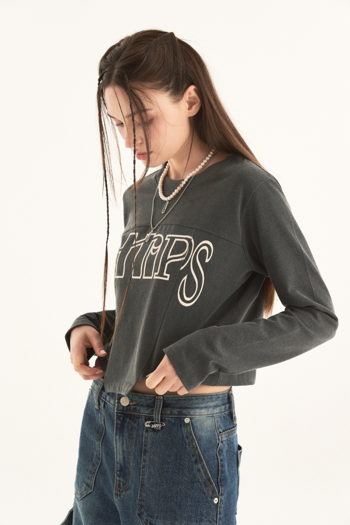 더블힙스(HHIPS) 피그먼트 컷팅 크롭탑_블랙