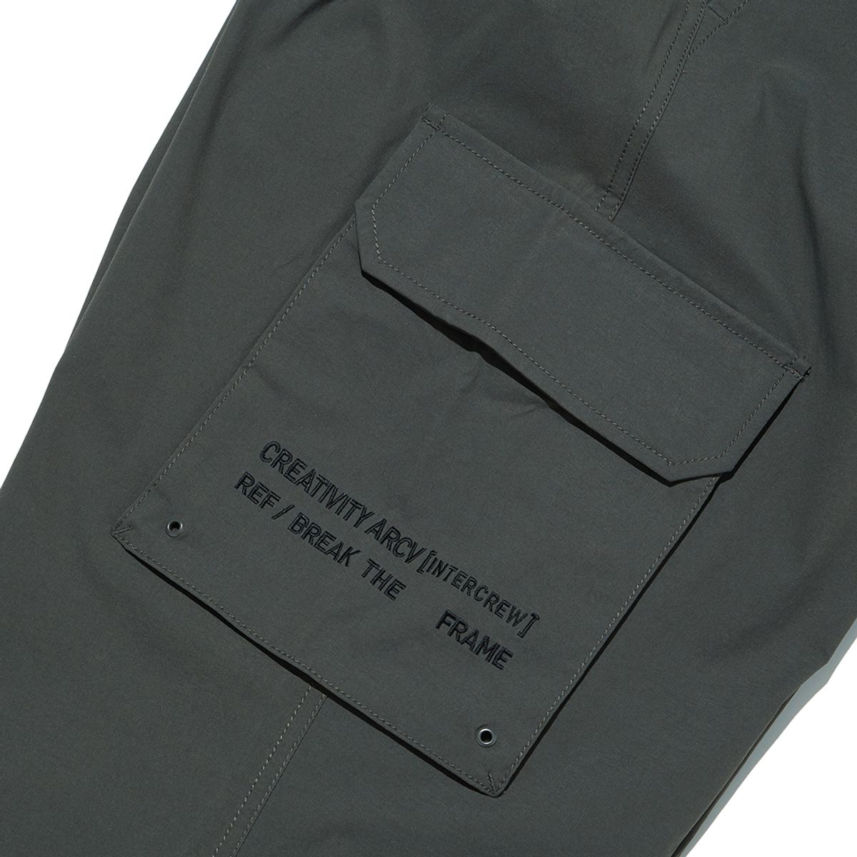 인터크루(INTERCREW) [24SS] 레귤러 워크 팬츠 ITY1PL06AKH