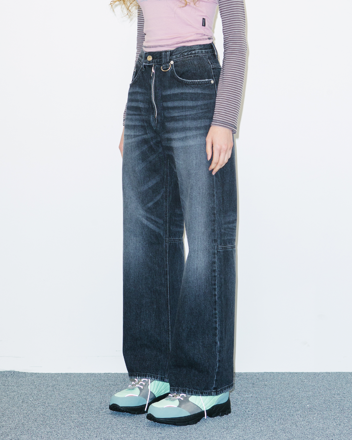 조거쉬(JOEGUSH) 3rd Type Jean (Black)
