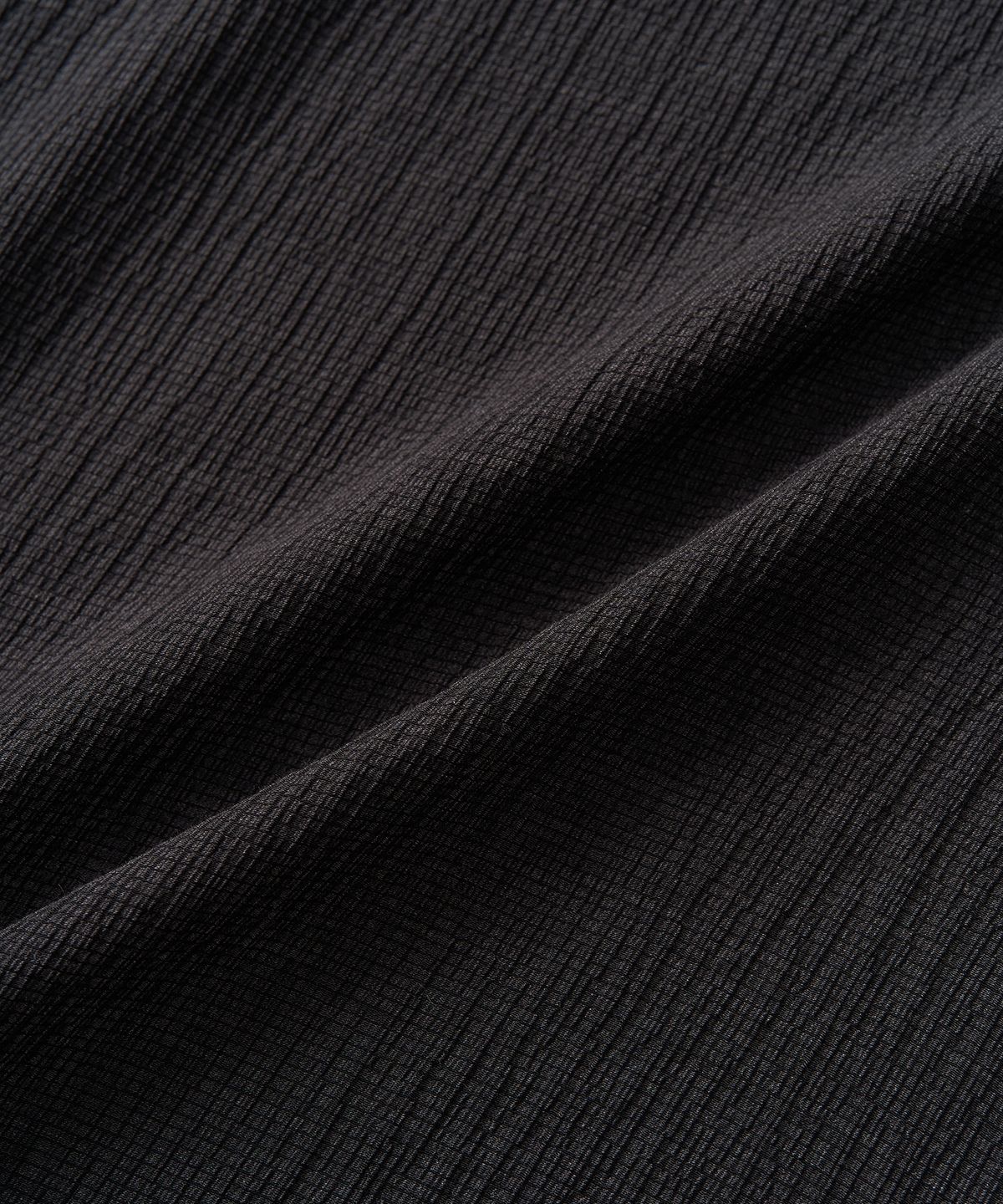 엑스컨테이너(EXCONTAINER) 플리츠 하프 티셔츠 (CHARCOAL)