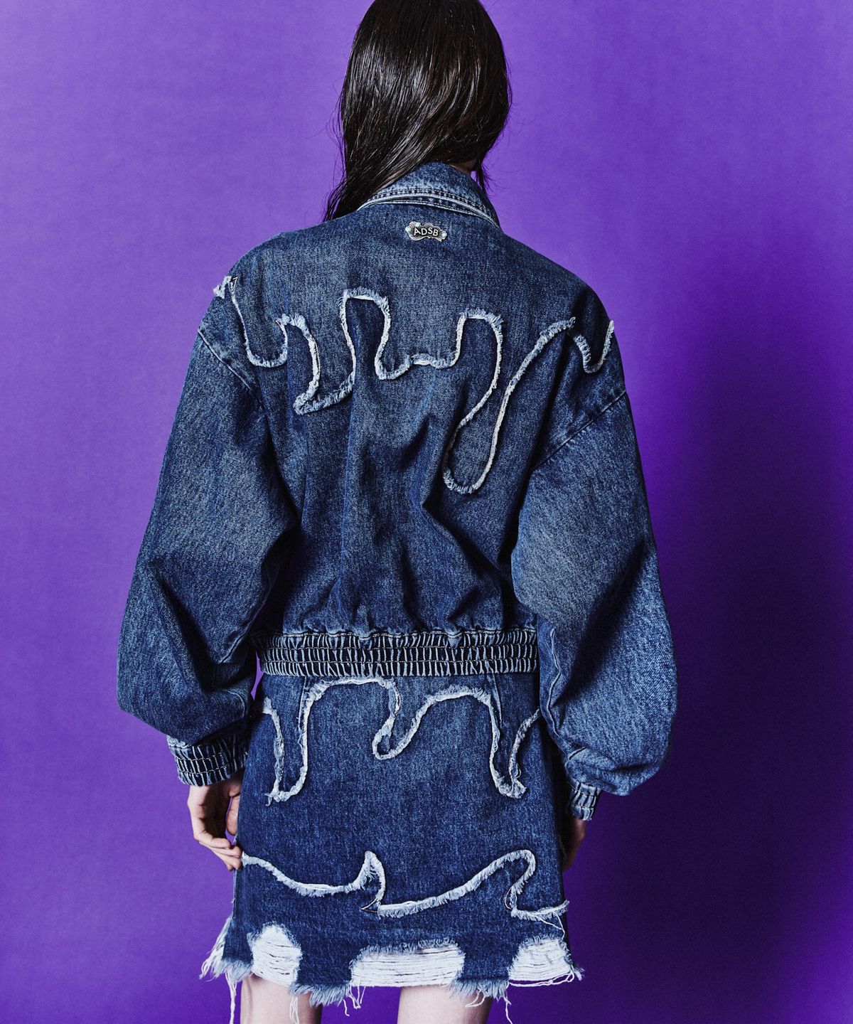 앤더슨벨(ADSB ANDERSSON BELL) 미아코 웨이브 데님 스커트 apa715w(DENIM BLUE)