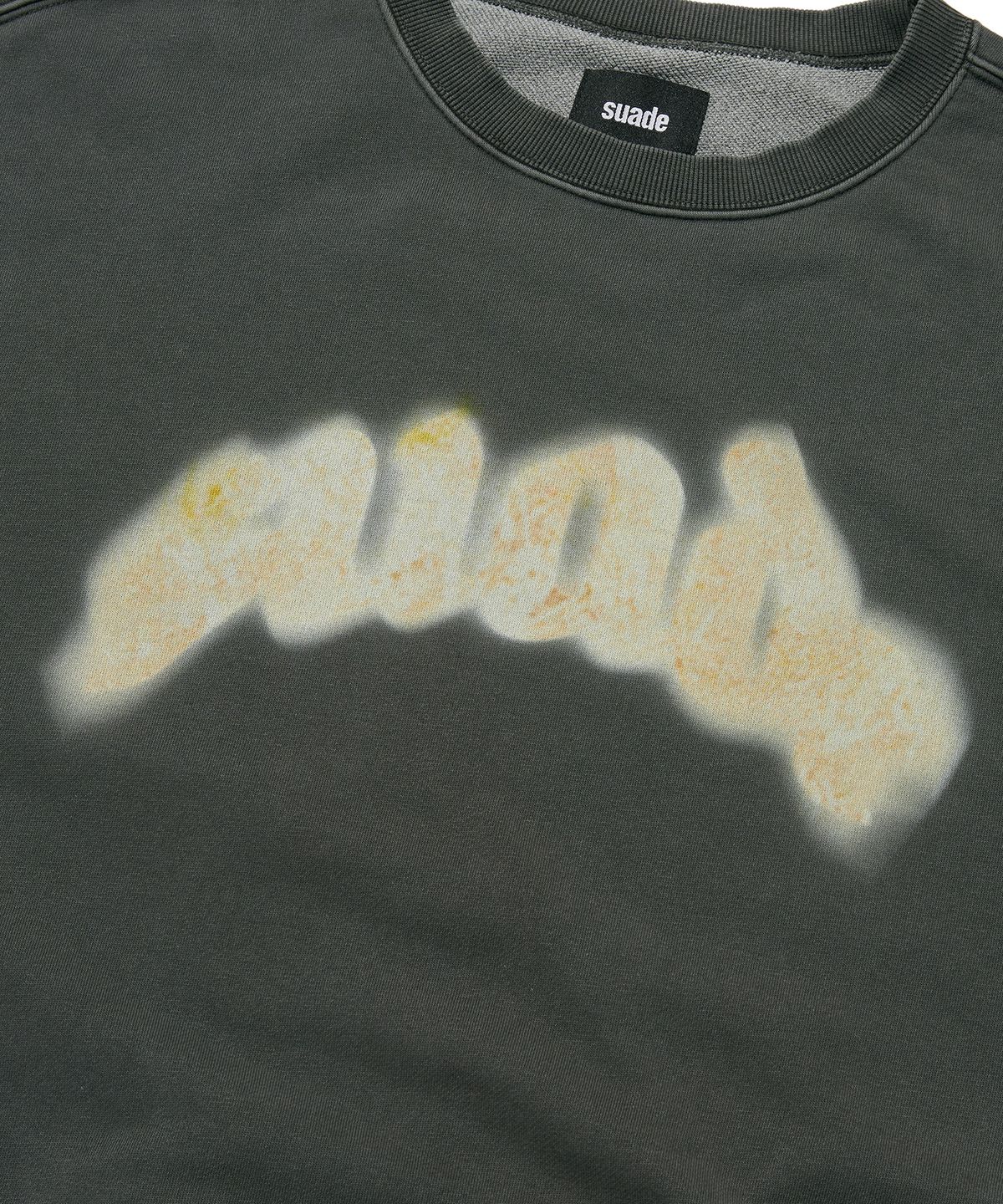 스웨이드(SUADE) FIRE SUADE CREWNECK [PIGMENT BLACK]