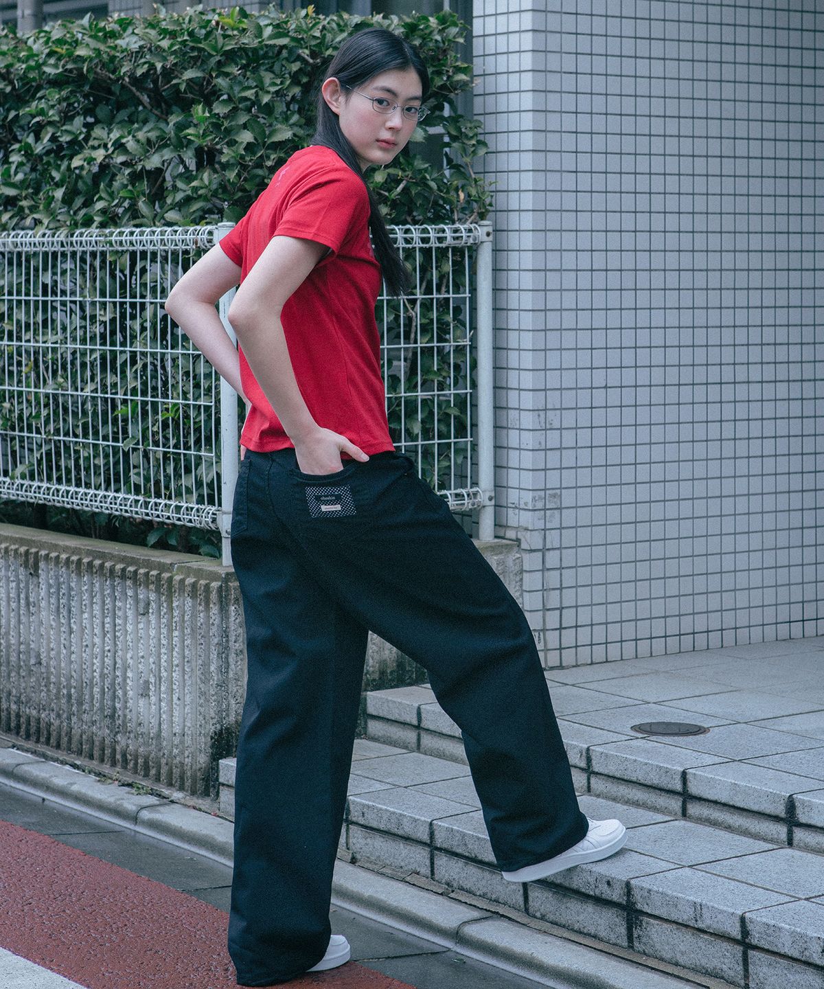 오헤시오(OHESHIO) flower Standard t-shirt (red)