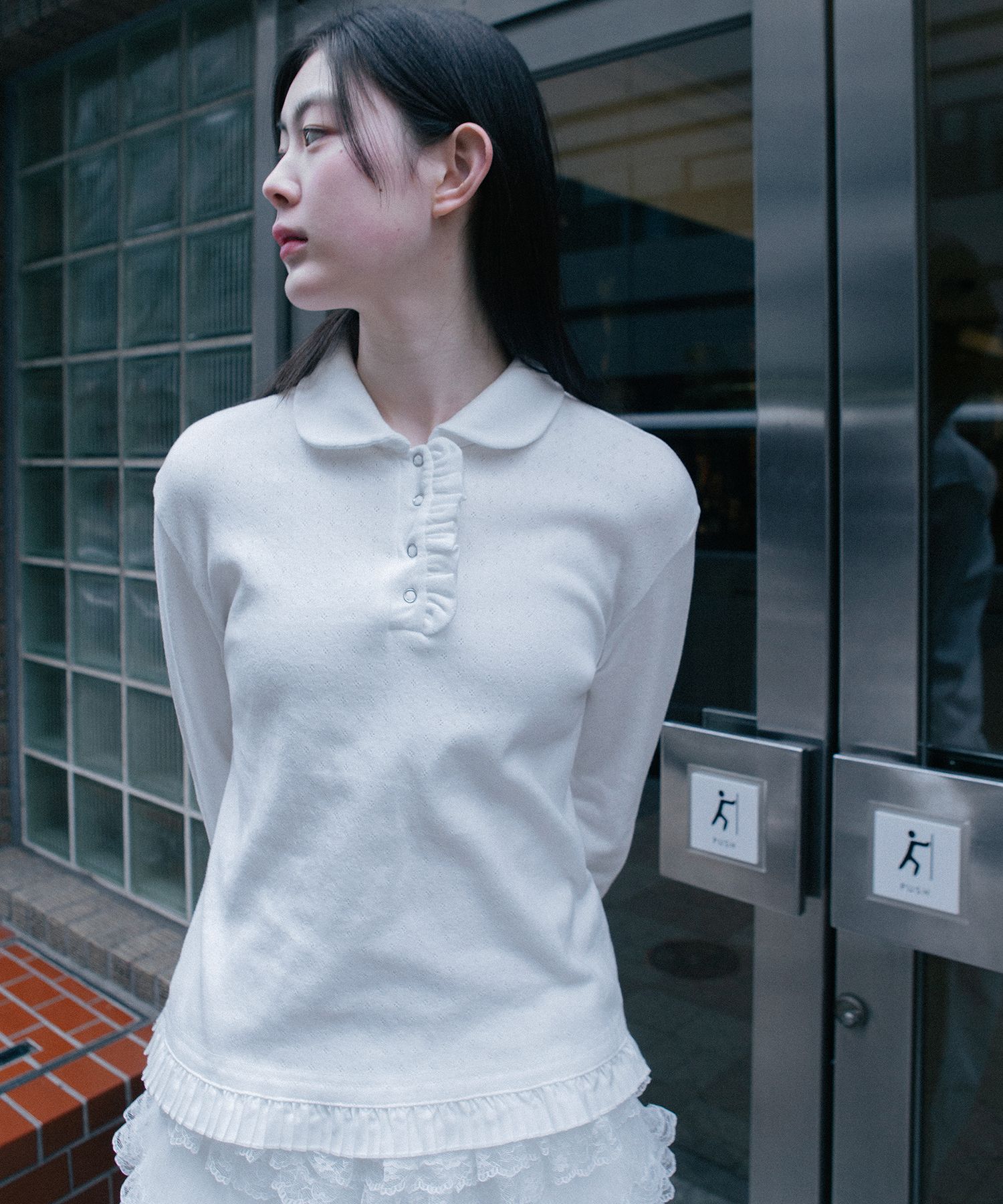送料・関税込 ○oheshio○ round collar frill long tshirt