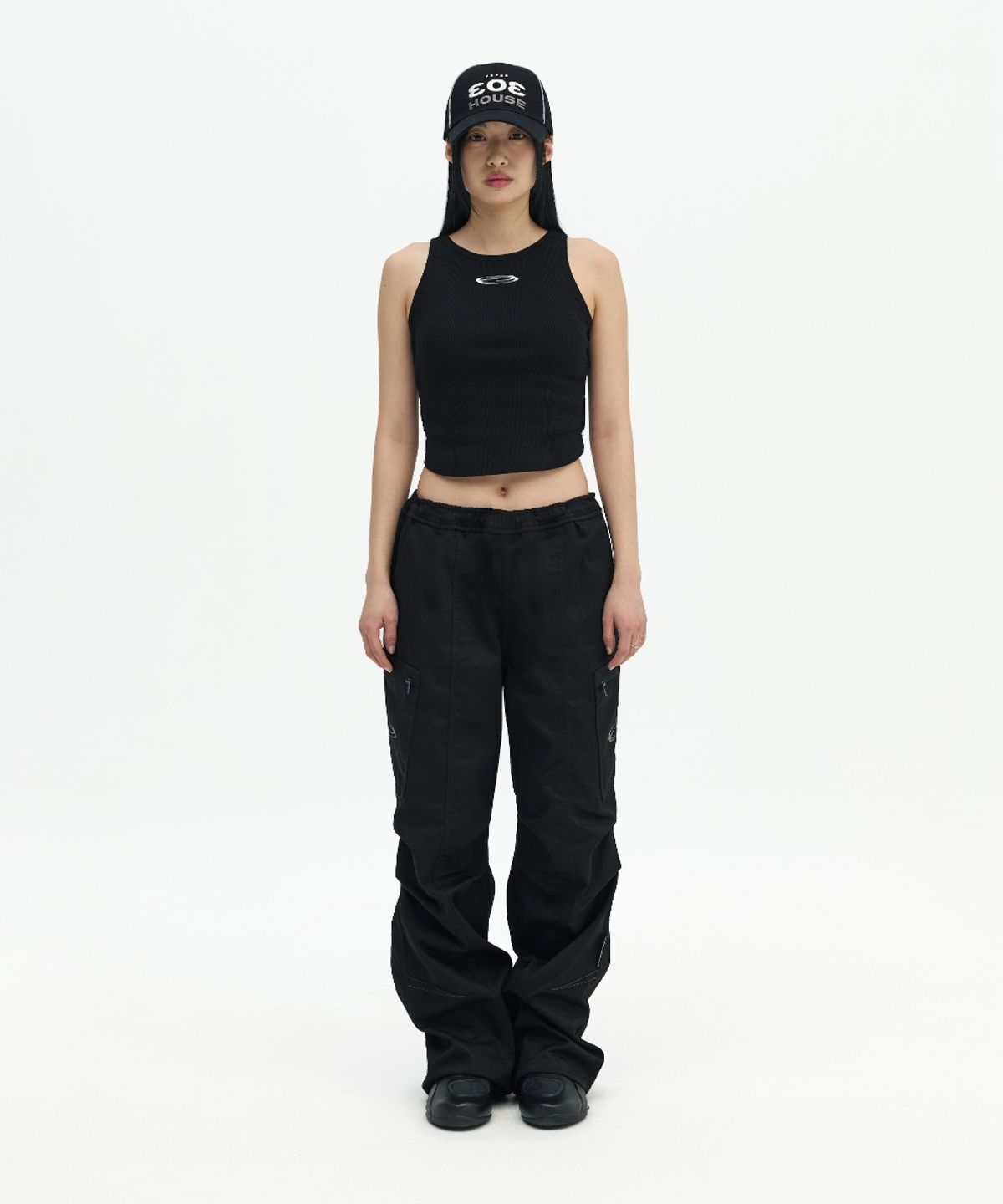 오프닝프로젝트(OPENING PROJECT) Drawstring Cargo Pant - Black