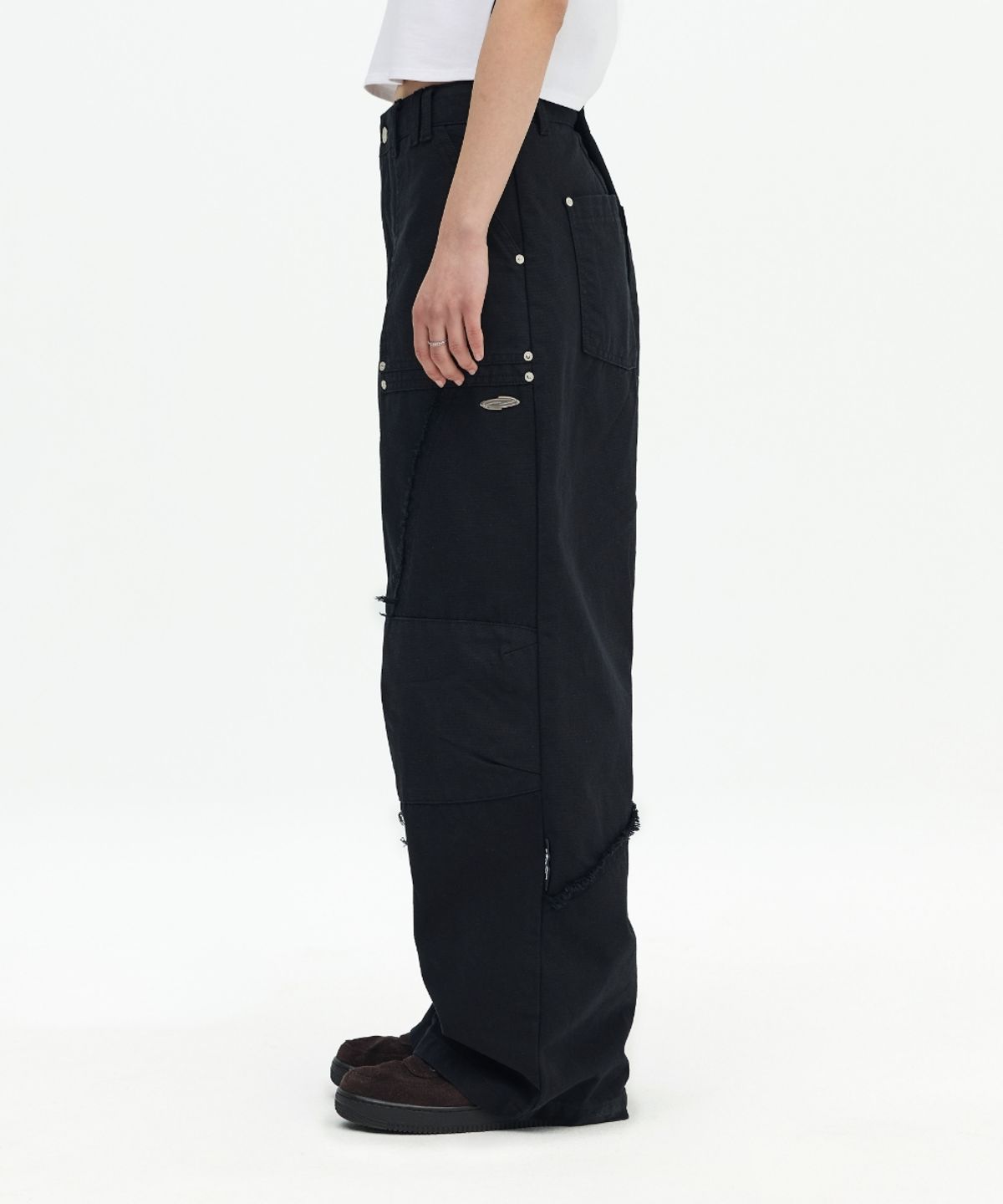 오프닝프로젝트(OPENING PROJECT) Shield Cutted Pant - Black