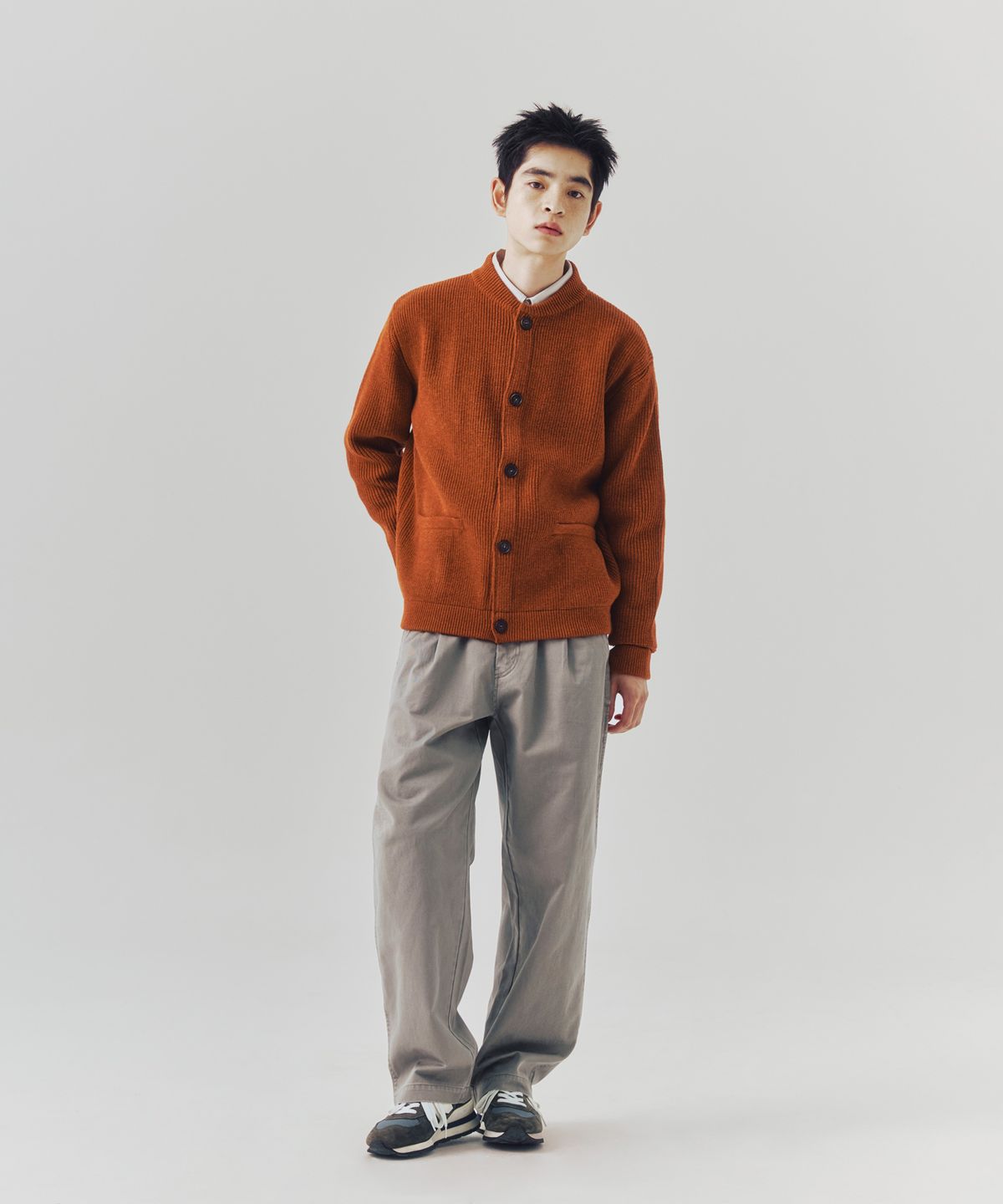 에스피오나지(ESPIONAGE) Skater Chino Pants Dark Beige