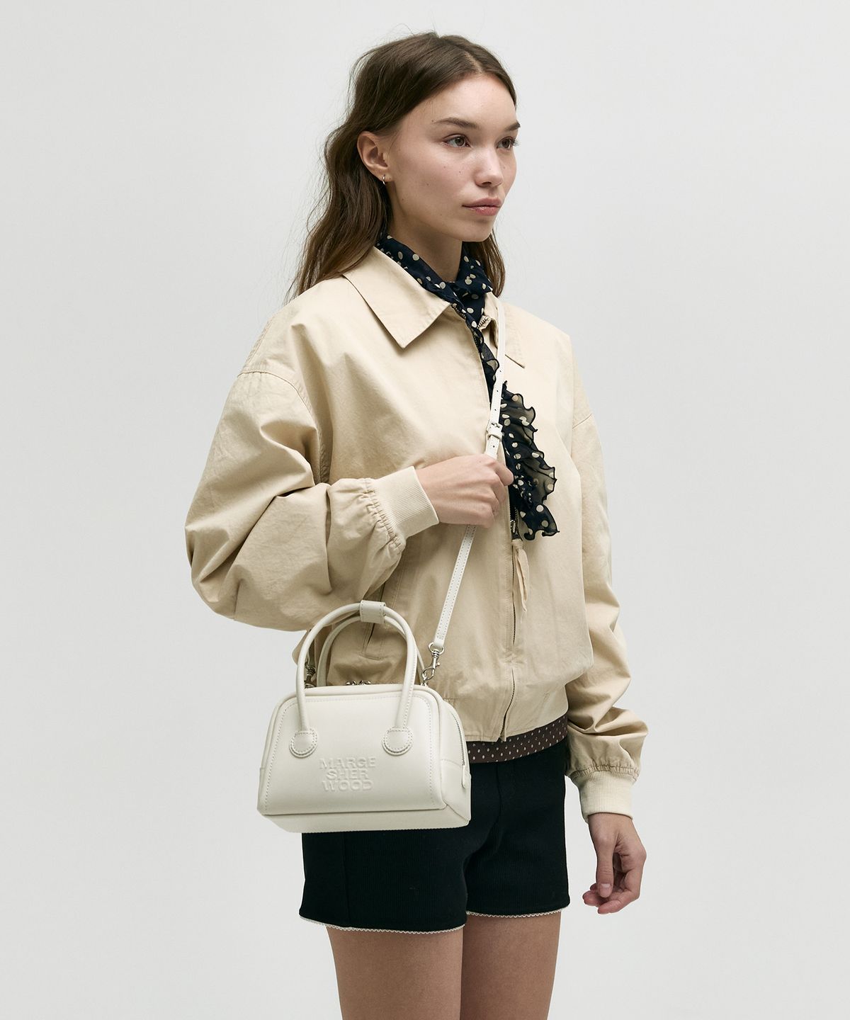 마지셔우드(MARGESHERWOOD) SOFT TOTE MINI_cream plain