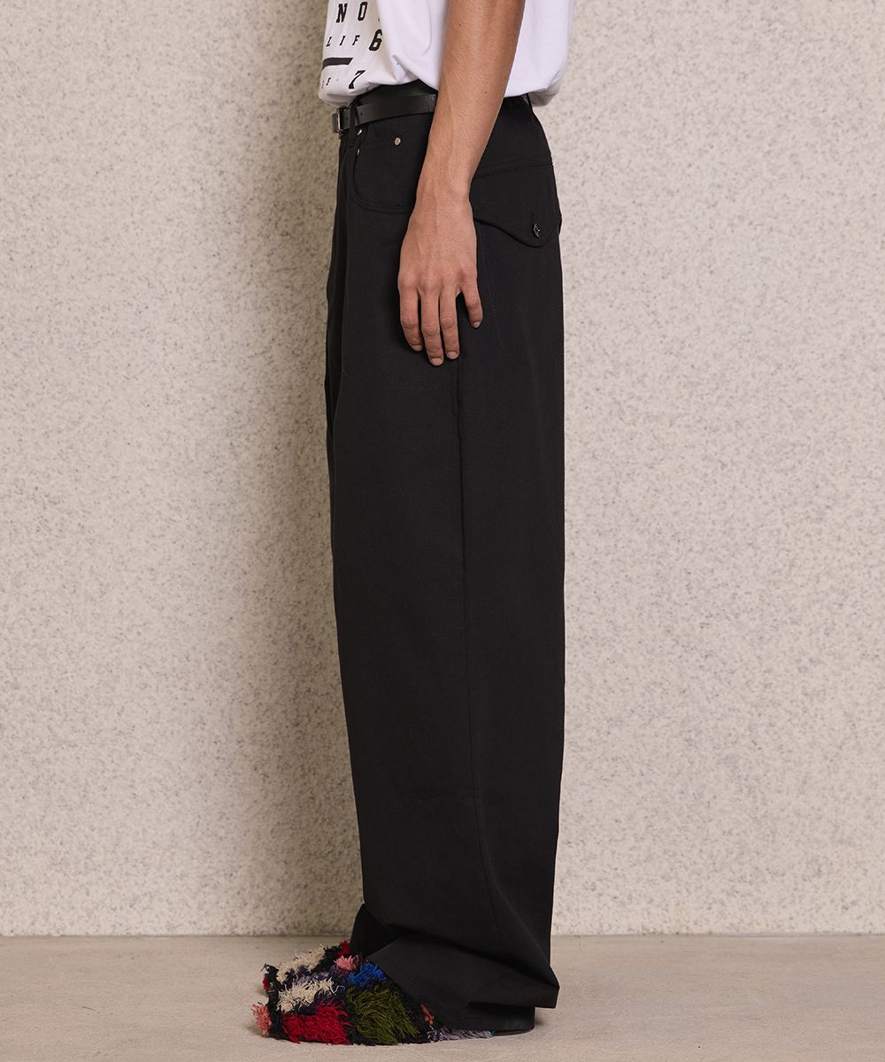 white-brown-sweatpants-with-