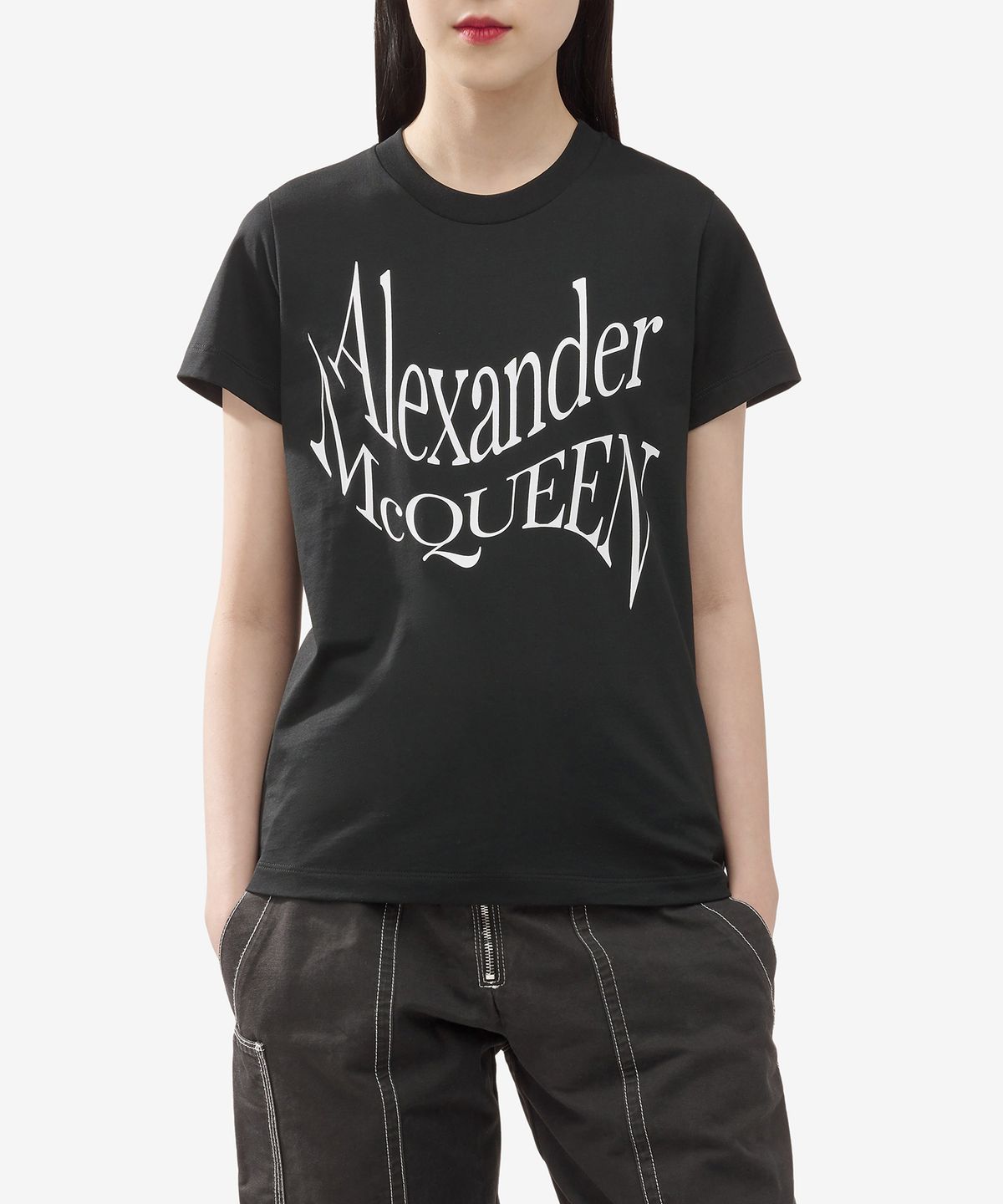 알렉산더 맥퀸(ALEXANDER McQUEEN) 로고 프린트 반소매 티셔츠 - 블랙 / 781403QZALT0901