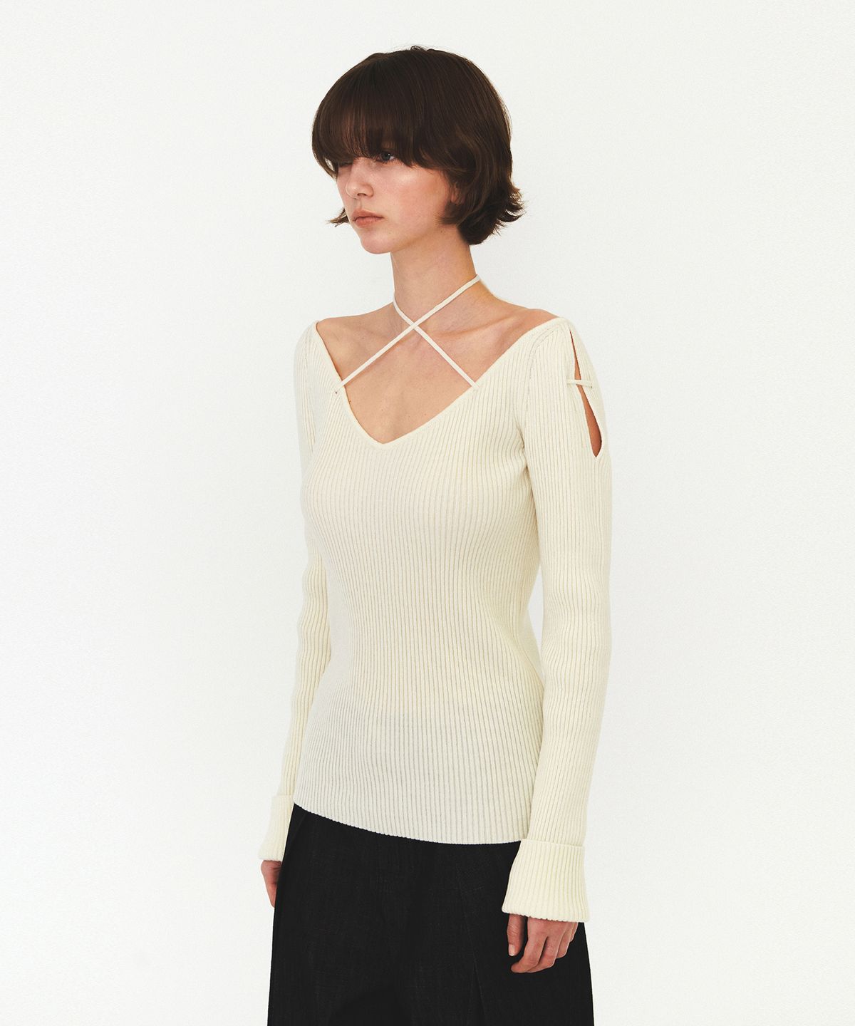 다이애그널(DIAGONAL) V NECK STRAP KNIT (ivory)