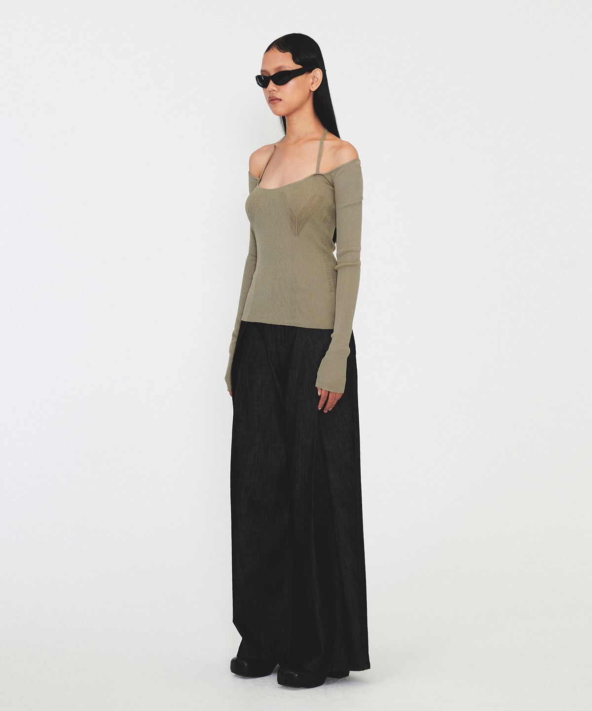 다이애그널(DIAGONAL) OFF SHOULDER STRAP KNIT (khaki)
