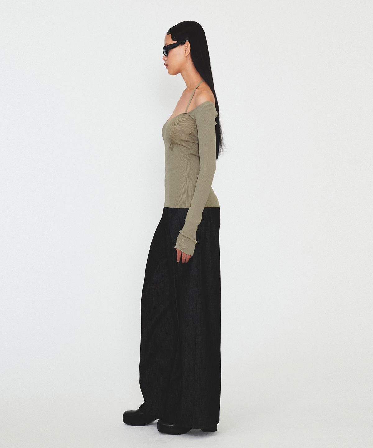 다이애그널(DIAGONAL) OFF SHOULDER STRAP KNIT (khaki)