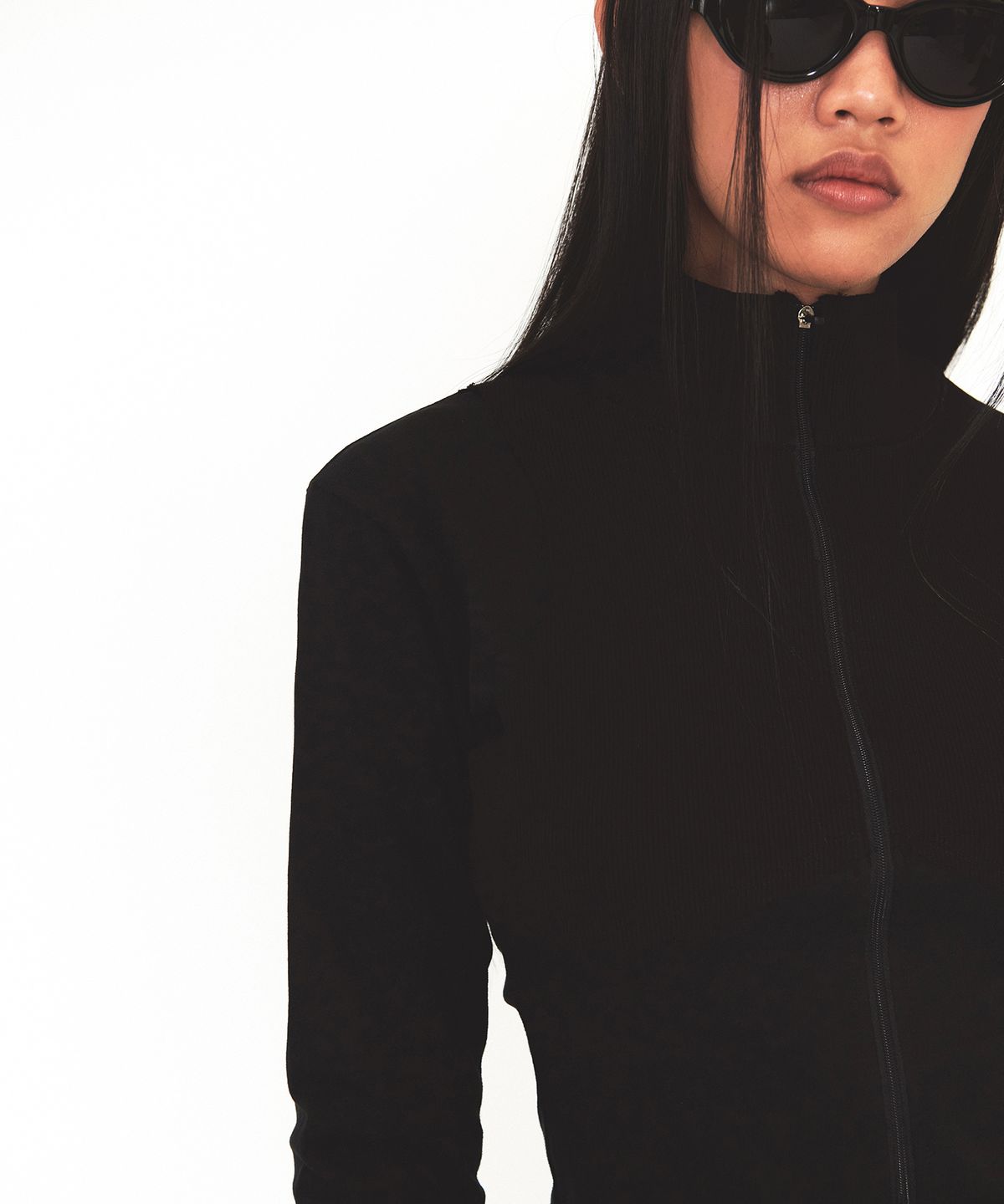 다이애그널(DIAGONAL) BUSTIER RIBBED ZIP UP (black)