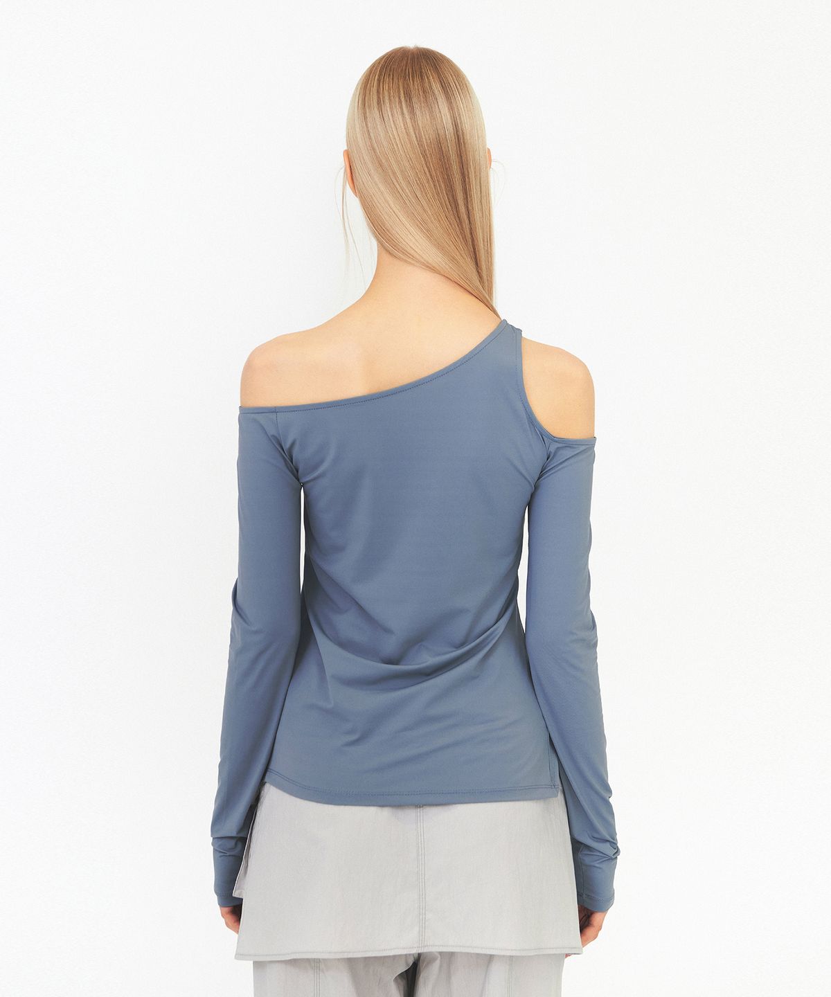 다이애그널(DIAGONAL) UNBALANCE SLIT TOP (blue grey)